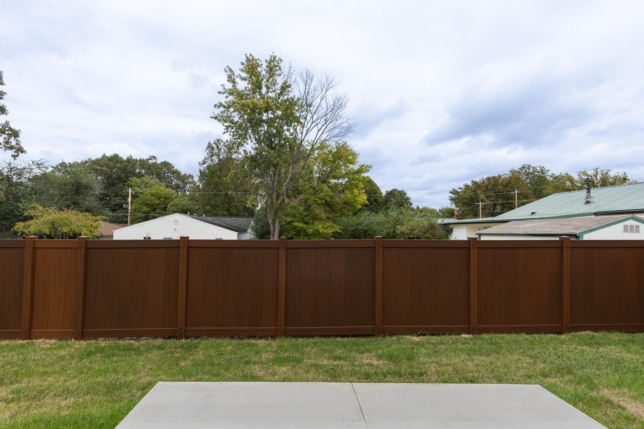 914 Violet Court Property Photo 26