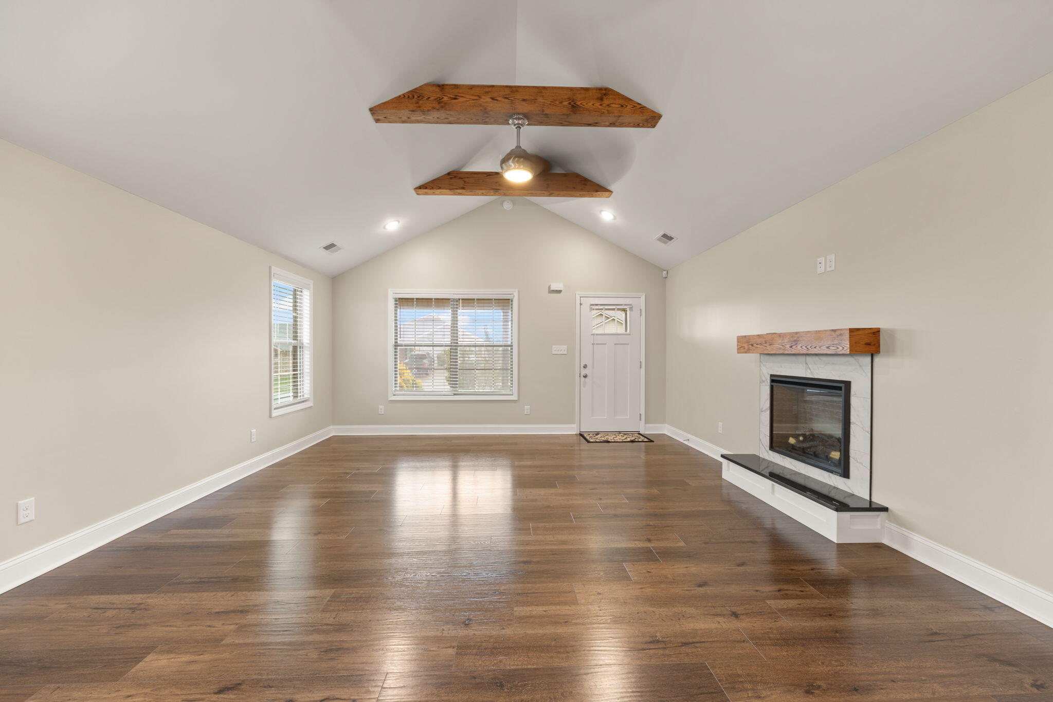 263 Windward Way Property Photo 9