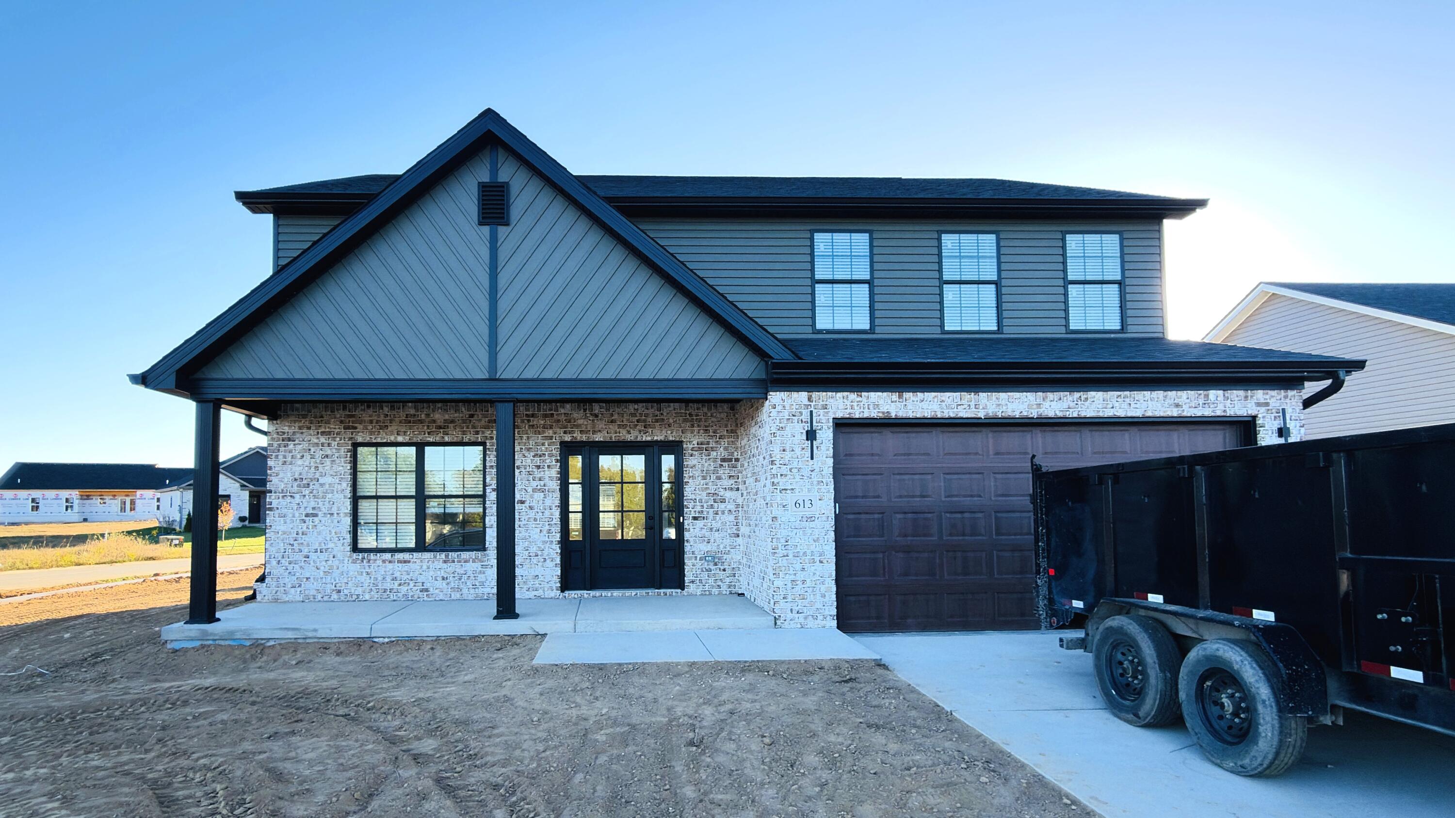 613 Comanche Drive 613 Property Photo 1
