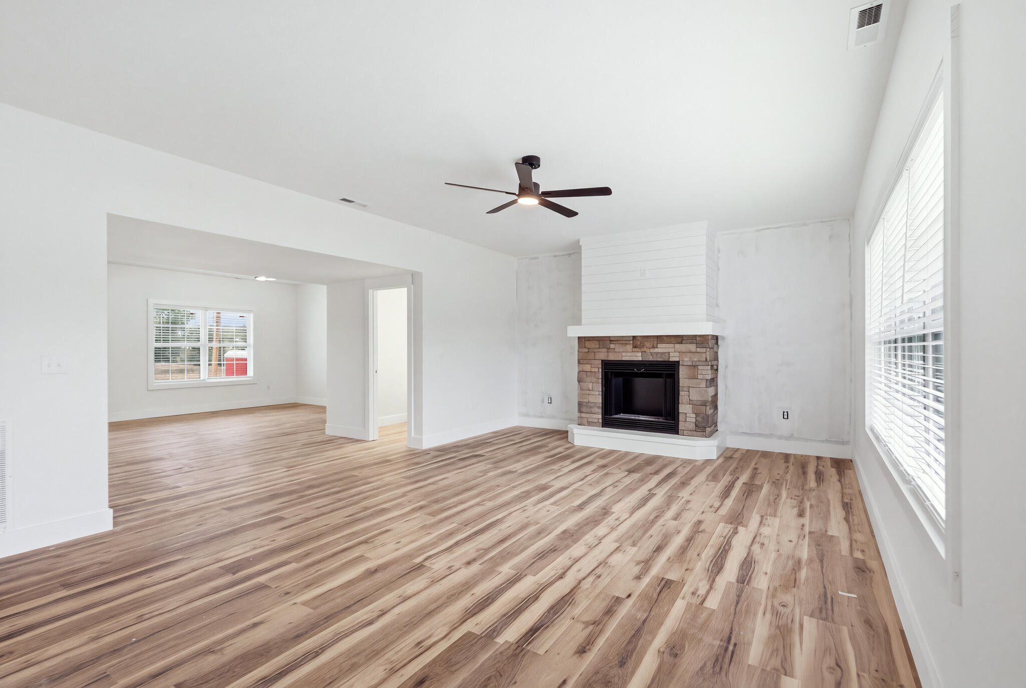 613 Comanche Drive 613 Property Photo 10
