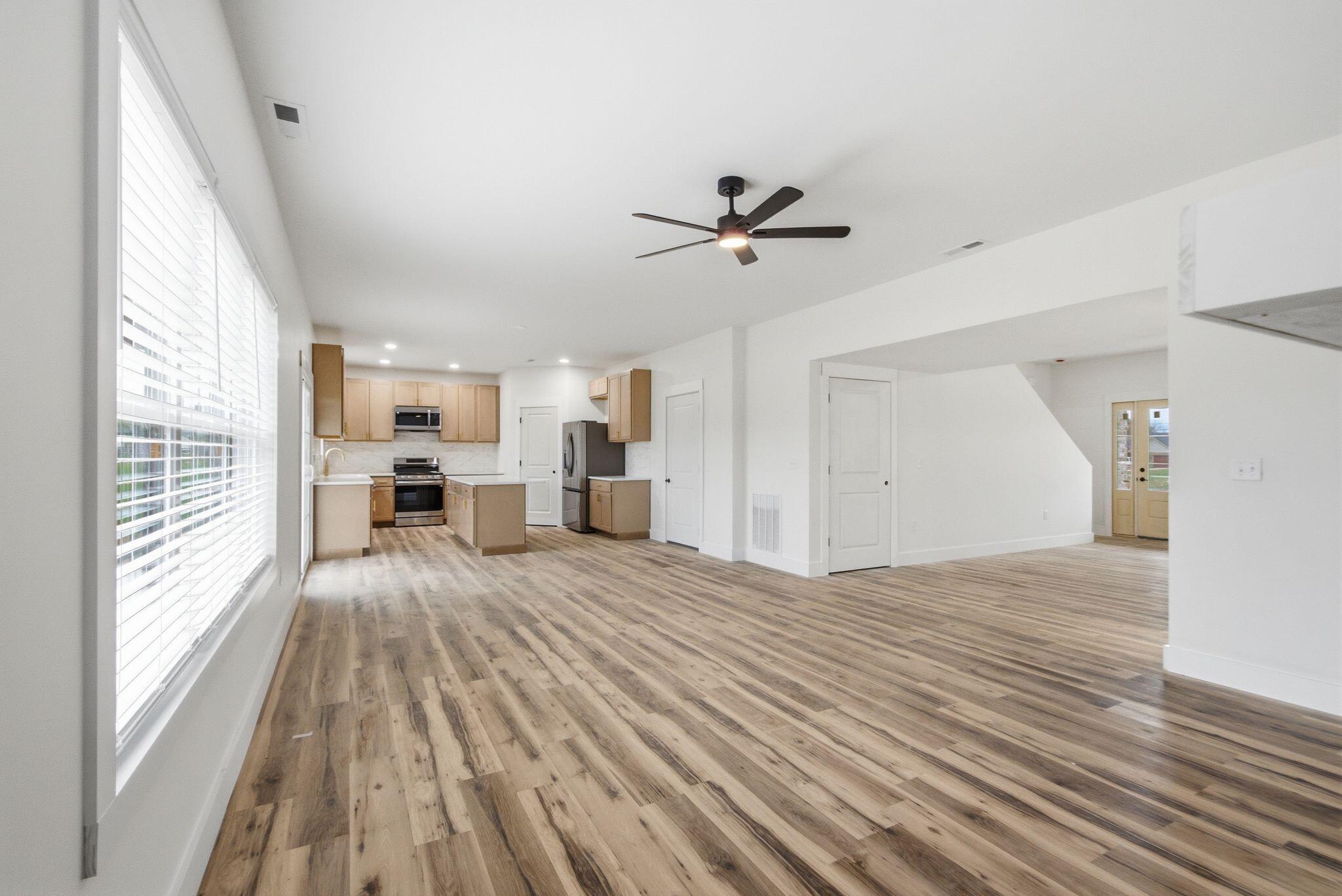 613 Comanche Drive 613 Property Photo 12