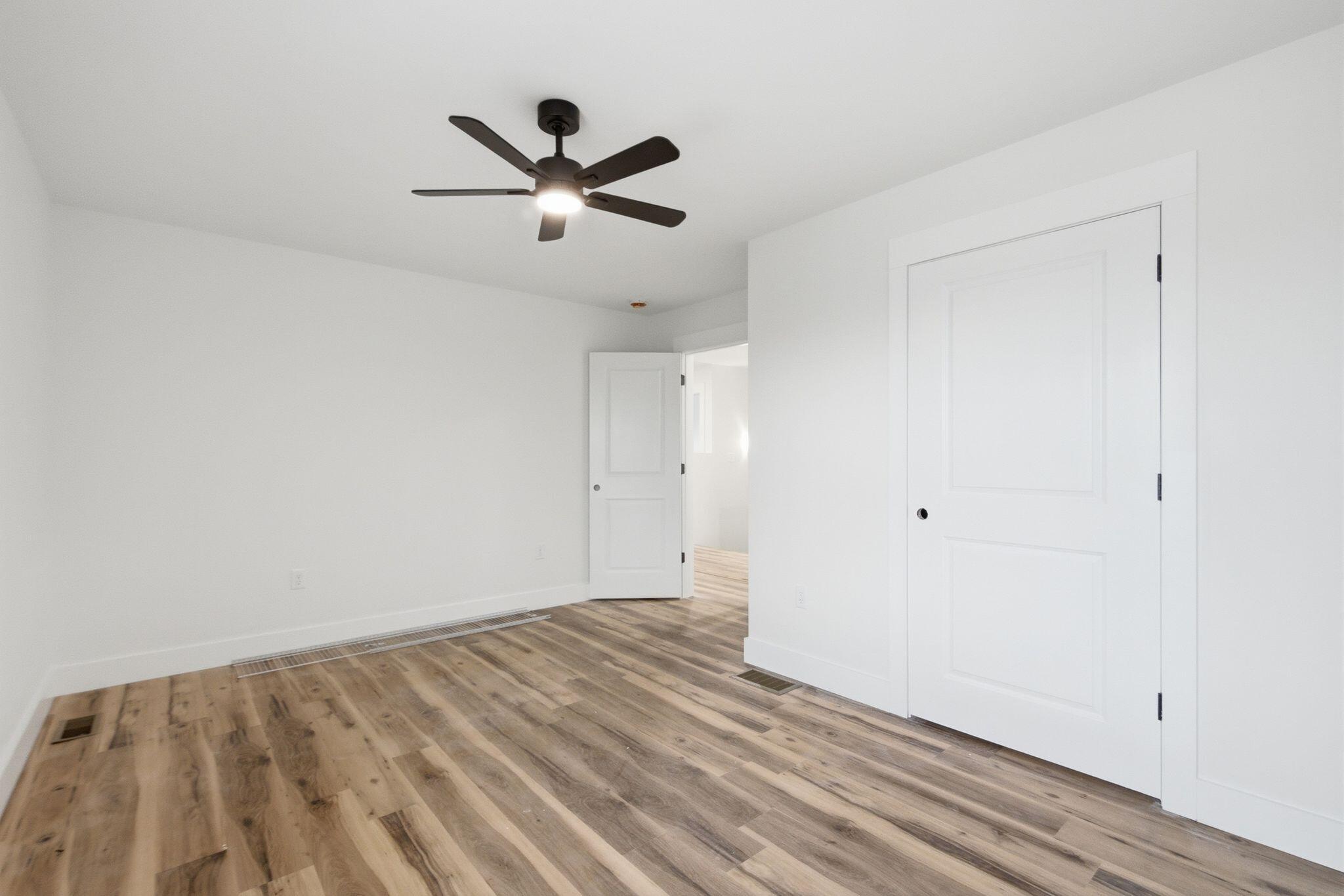 613 Comanche Drive 613 Property Photo 26