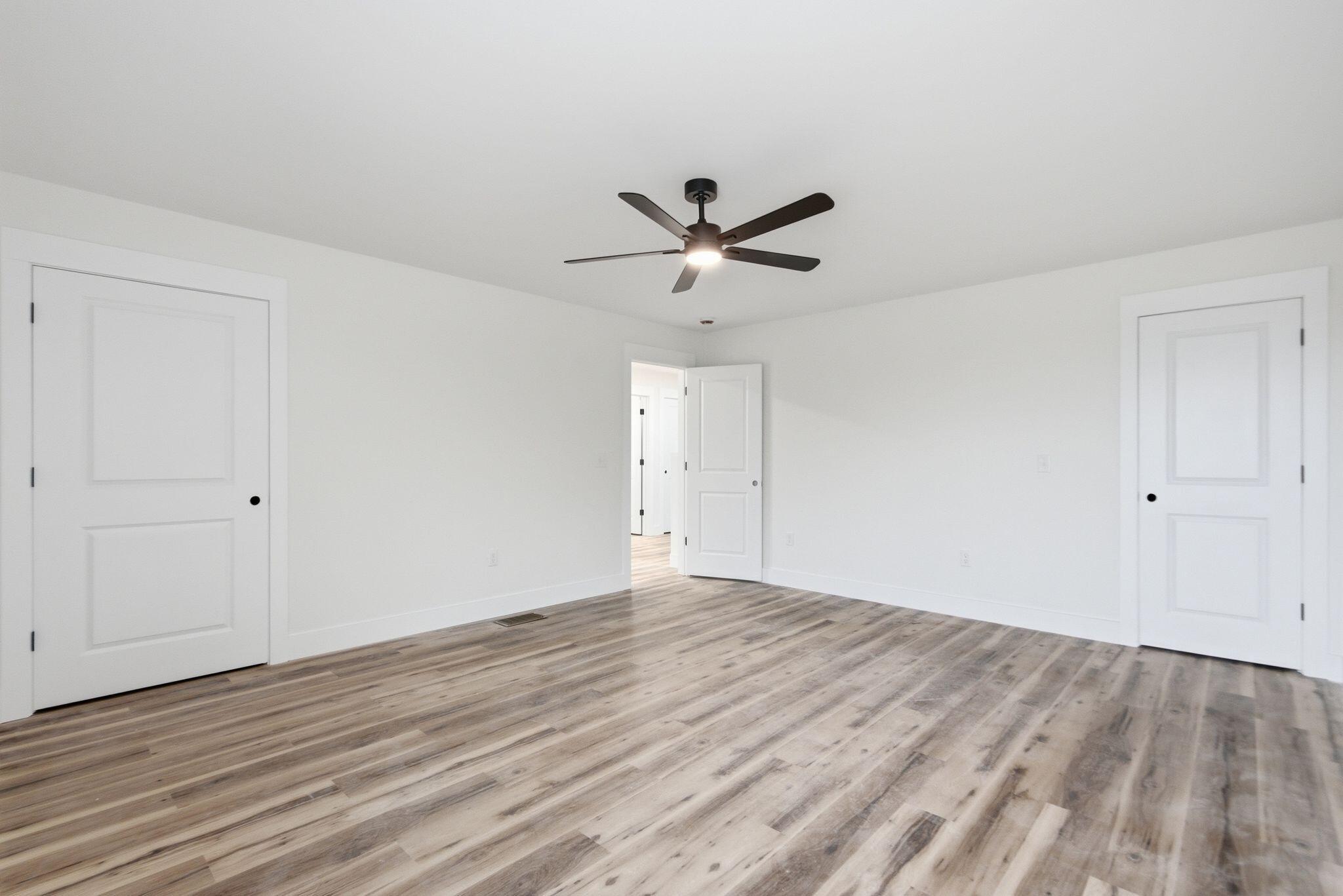 613 Comanche Drive 613 Property Photo 27