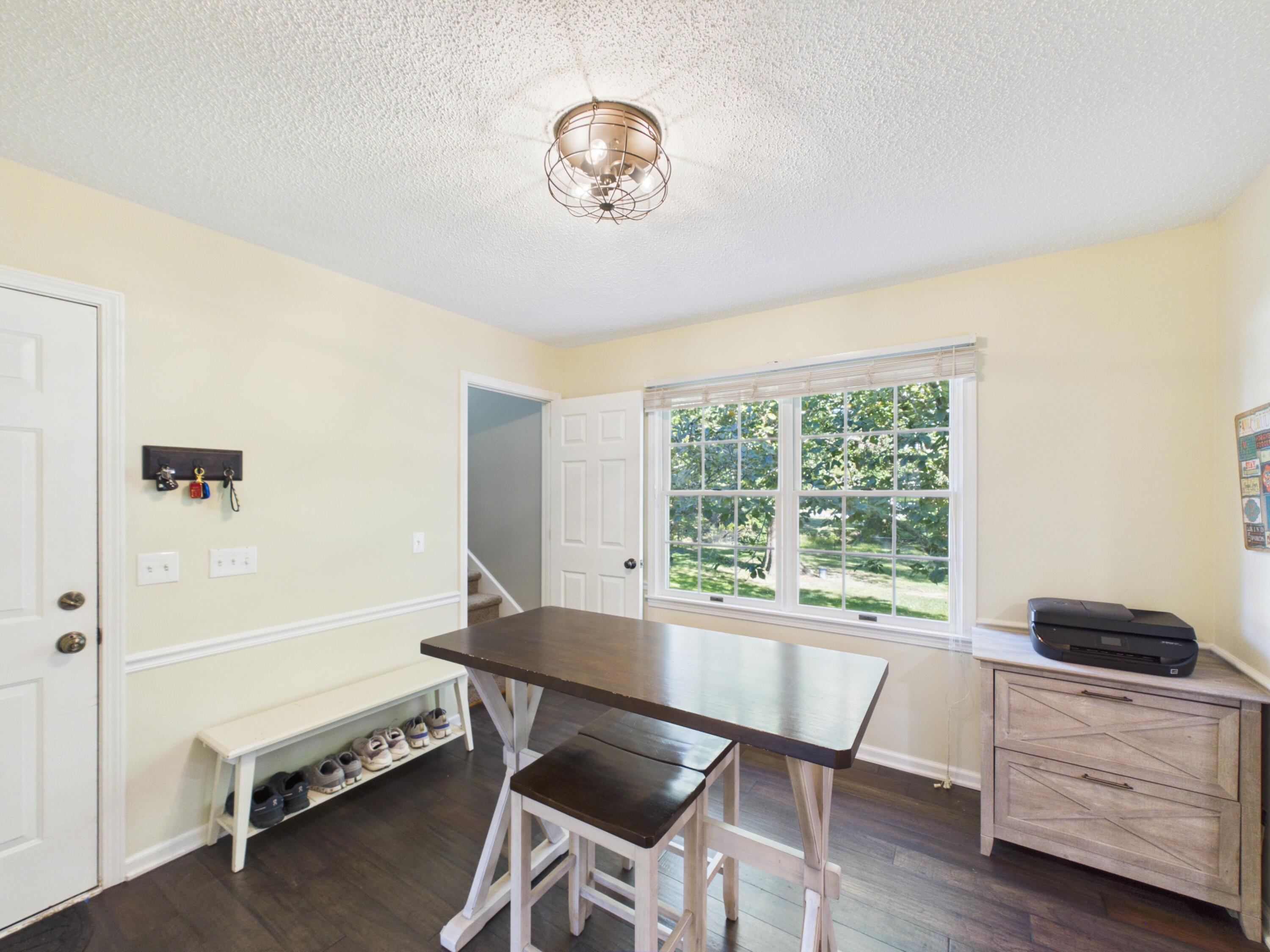 1551 Canterbury Drive Property Photo 31
