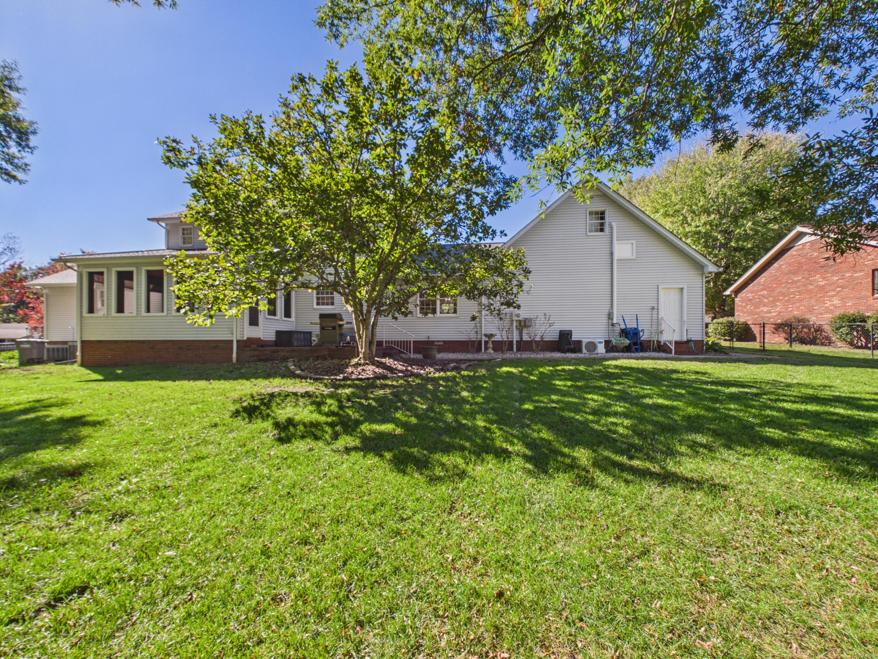 1551 Canterbury Drive Property Photo 58