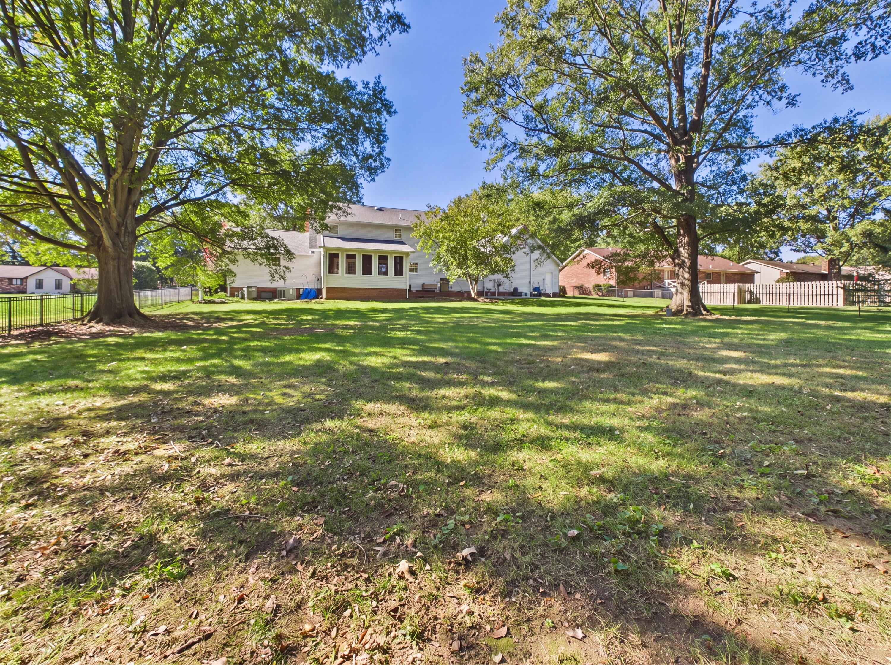 1551 Canterbury Drive Property Photo 60