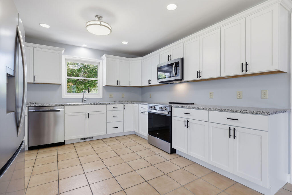 801 Guthrie Drive Property Photo 11