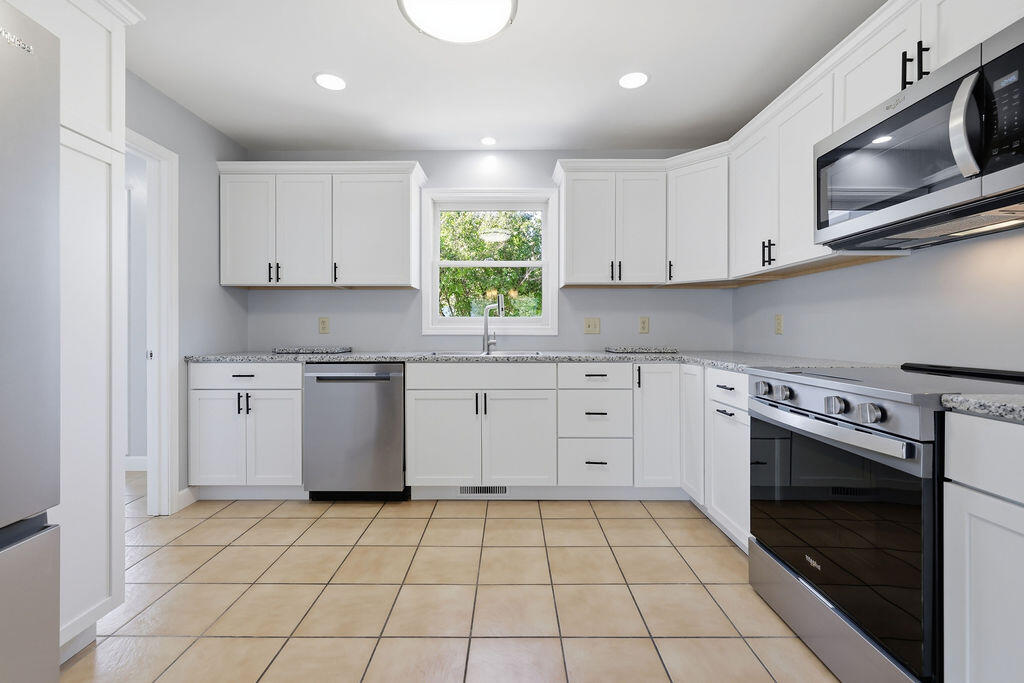 801 Guthrie Drive Property Photo 13
