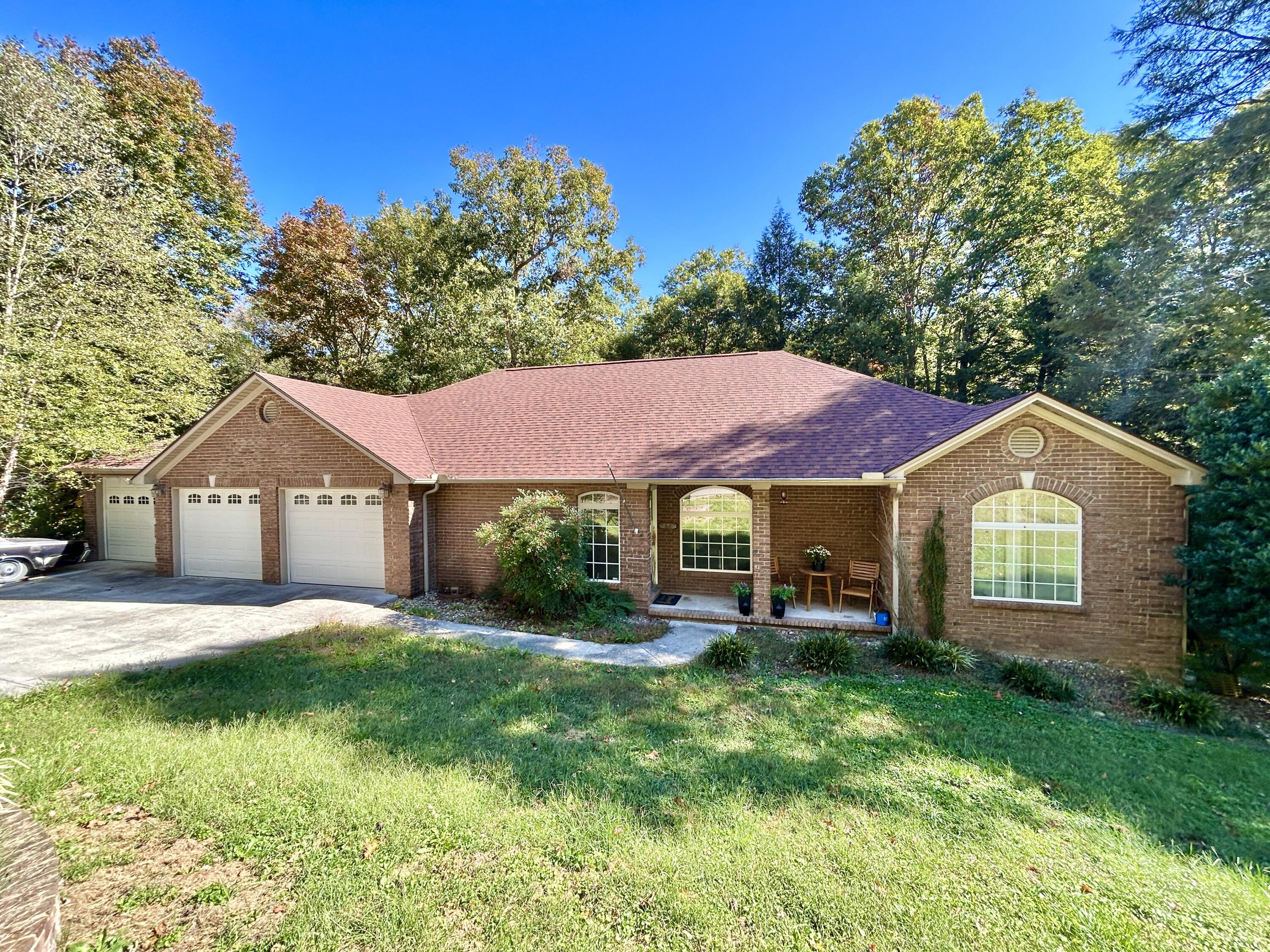 54 Amy Lane Property Photo 1