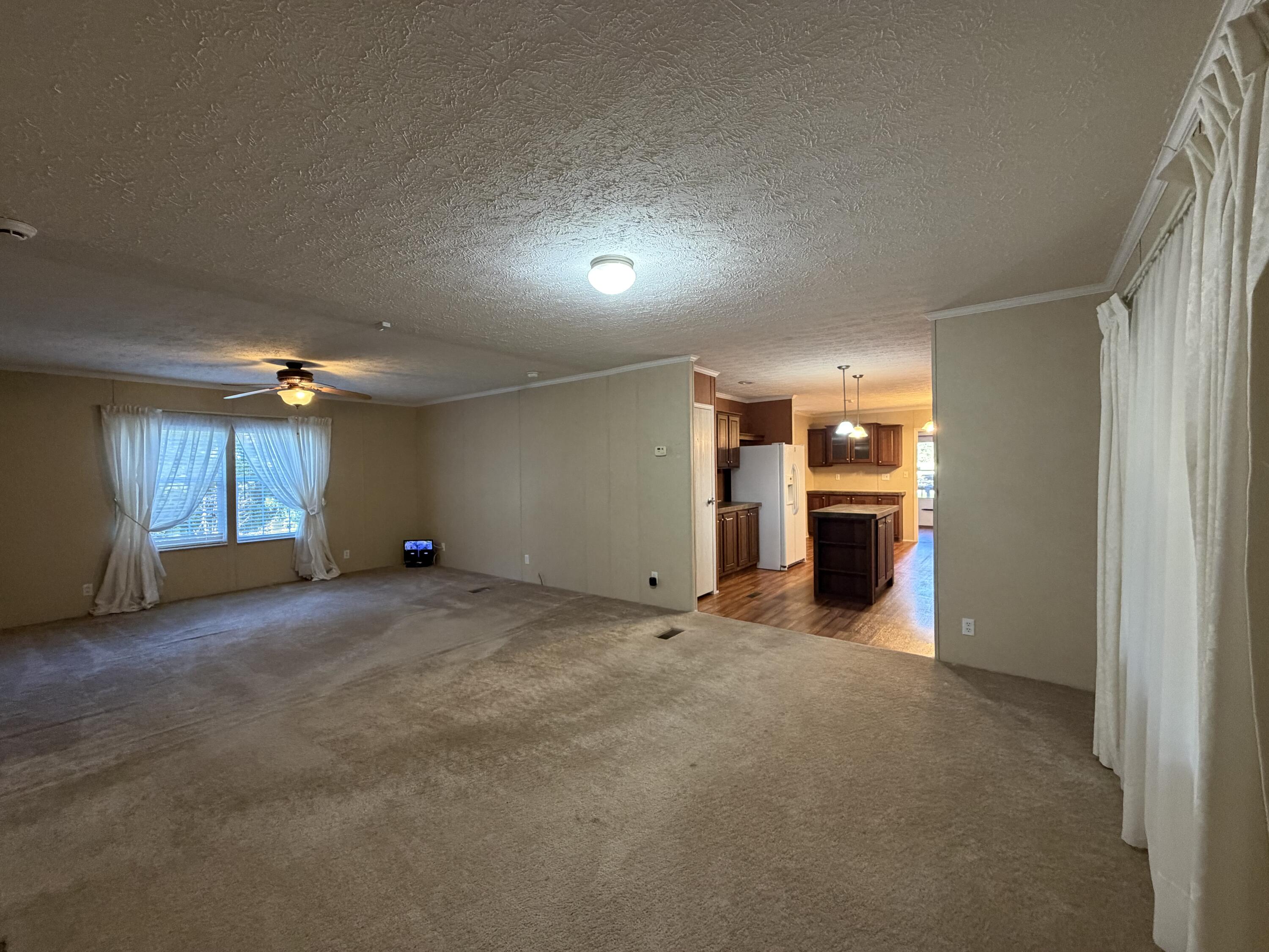 1759 N Highway 413 Property Photo 3