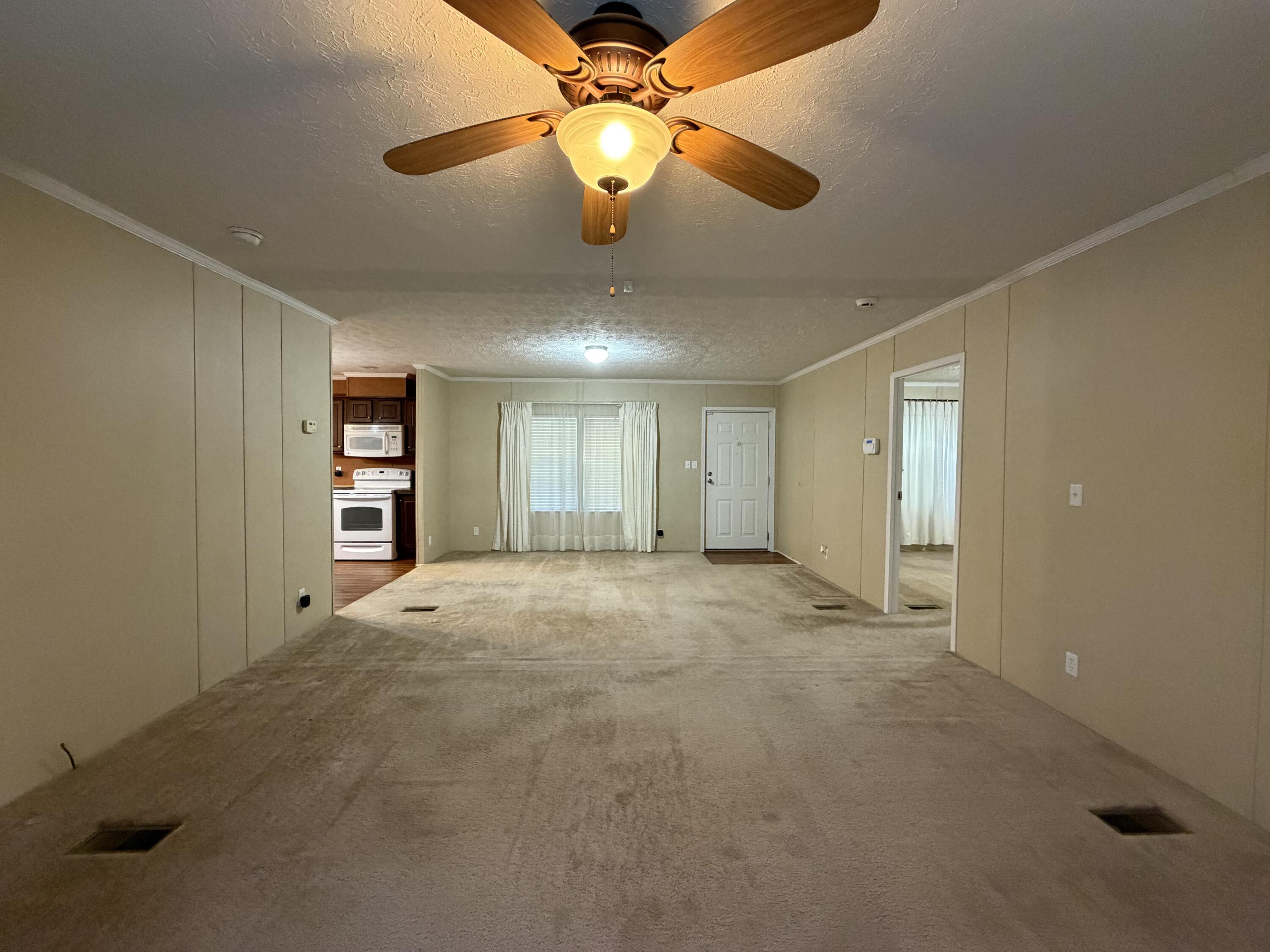 1759 N Highway 413 Property Photo 5