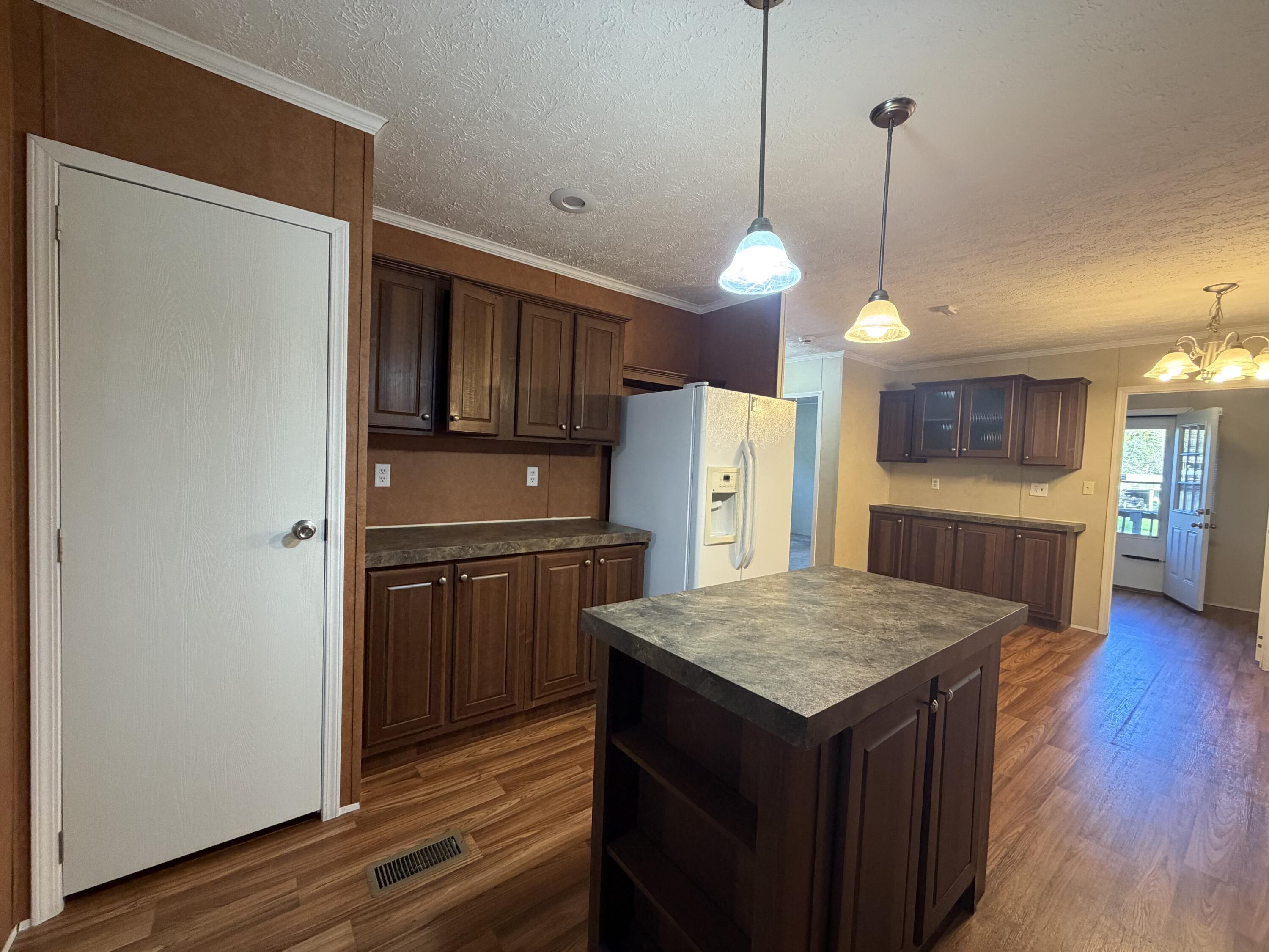 1759 N Highway 413 Property Photo 14