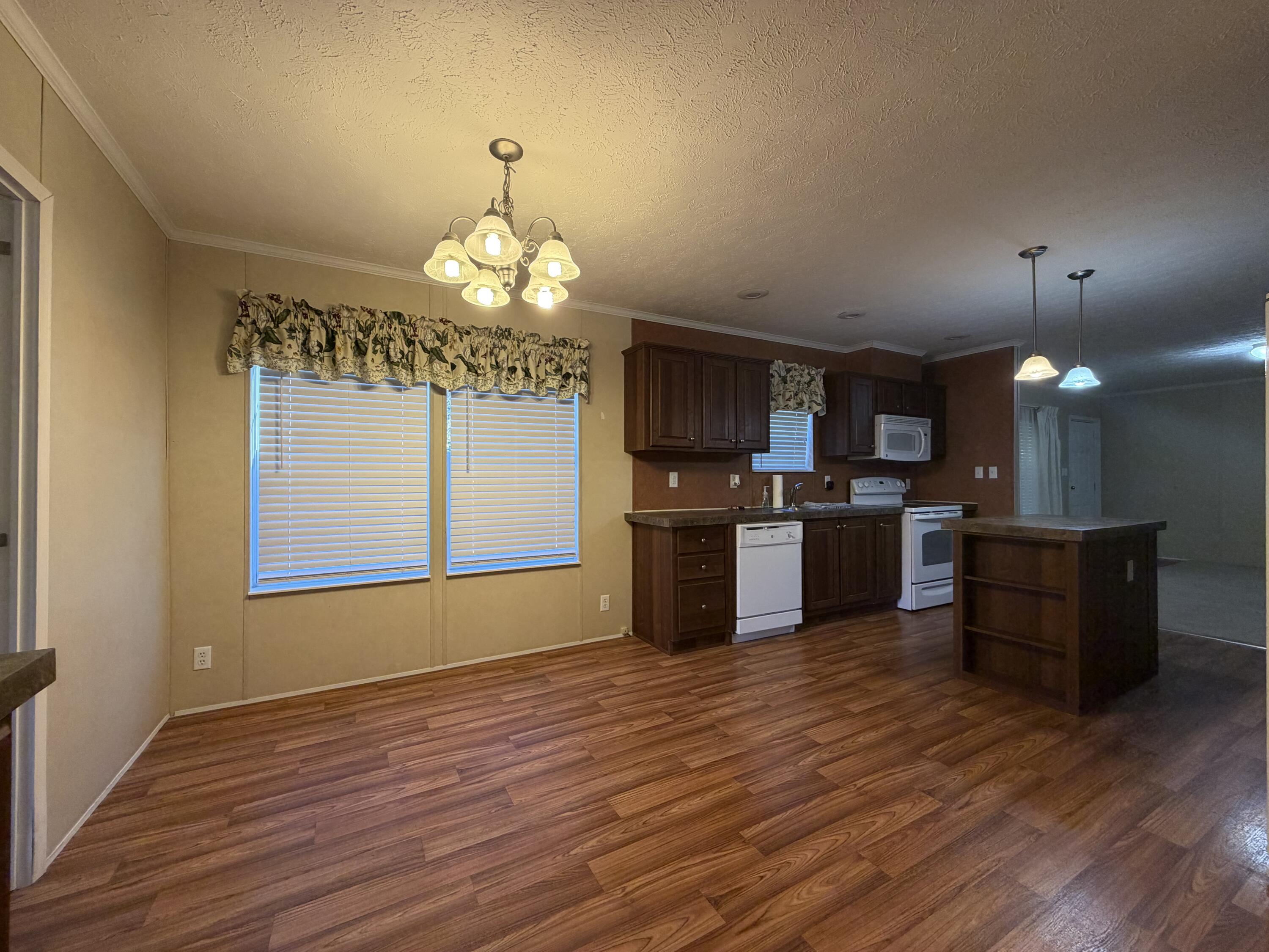 1759 N Highway 413 Property Photo 18