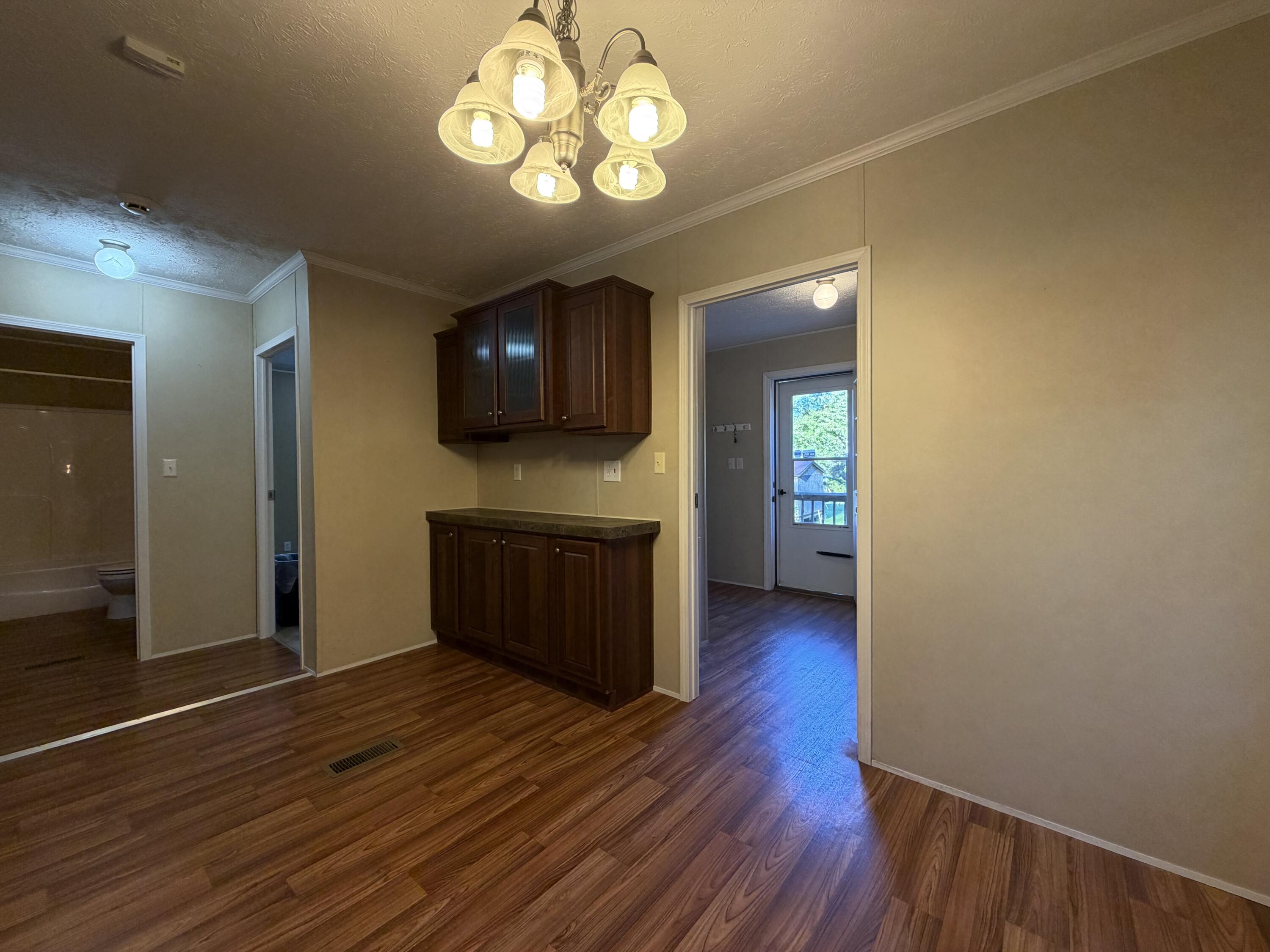 1759 N Highway 413 Property Photo 23