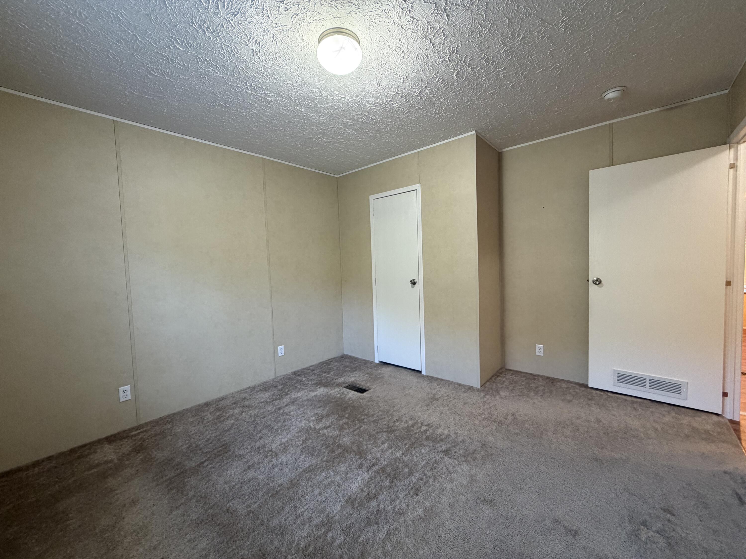 1759 N Highway 413 Property Photo 43