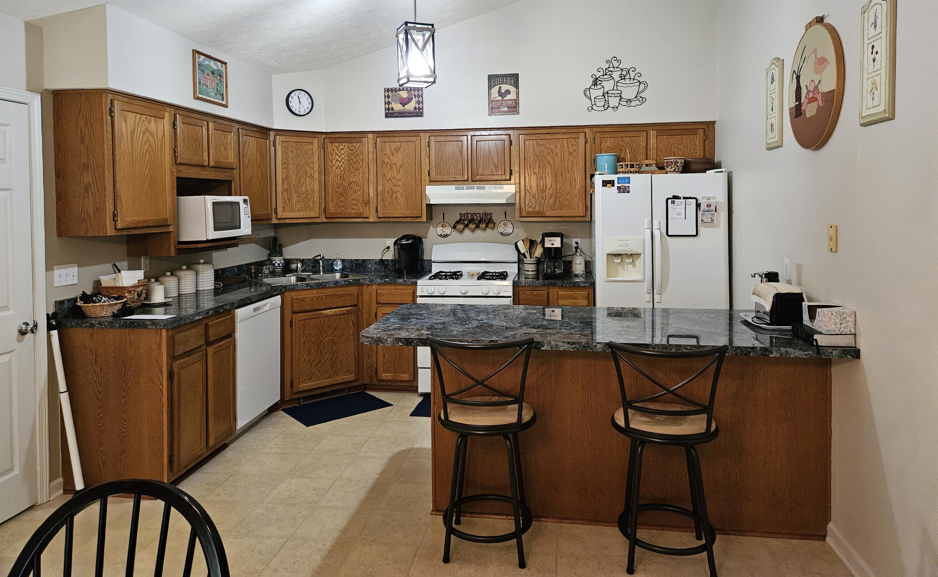 17 Sierra Lane Property Photo 9