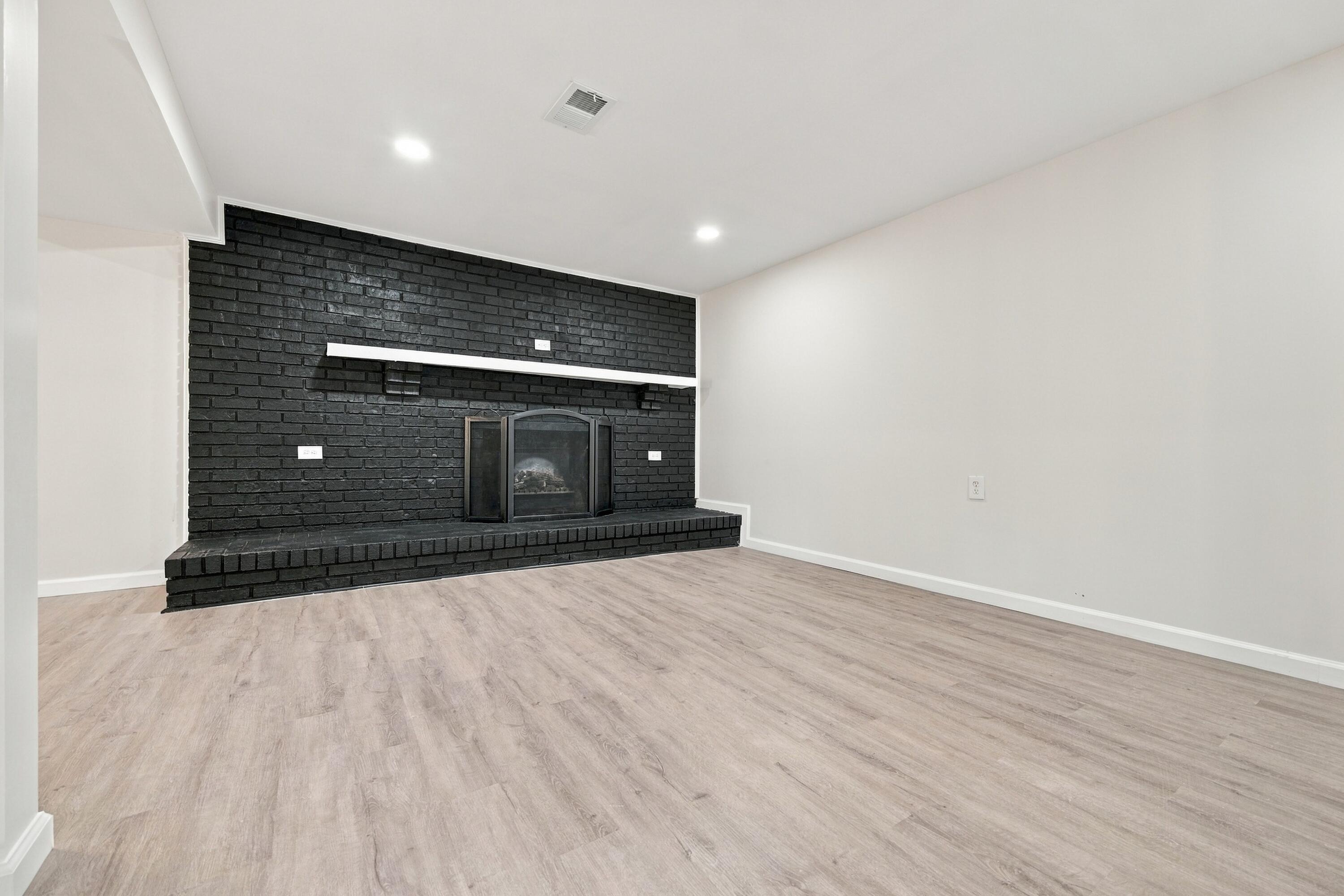 4028 Foxe Basin Road Property Photo 45