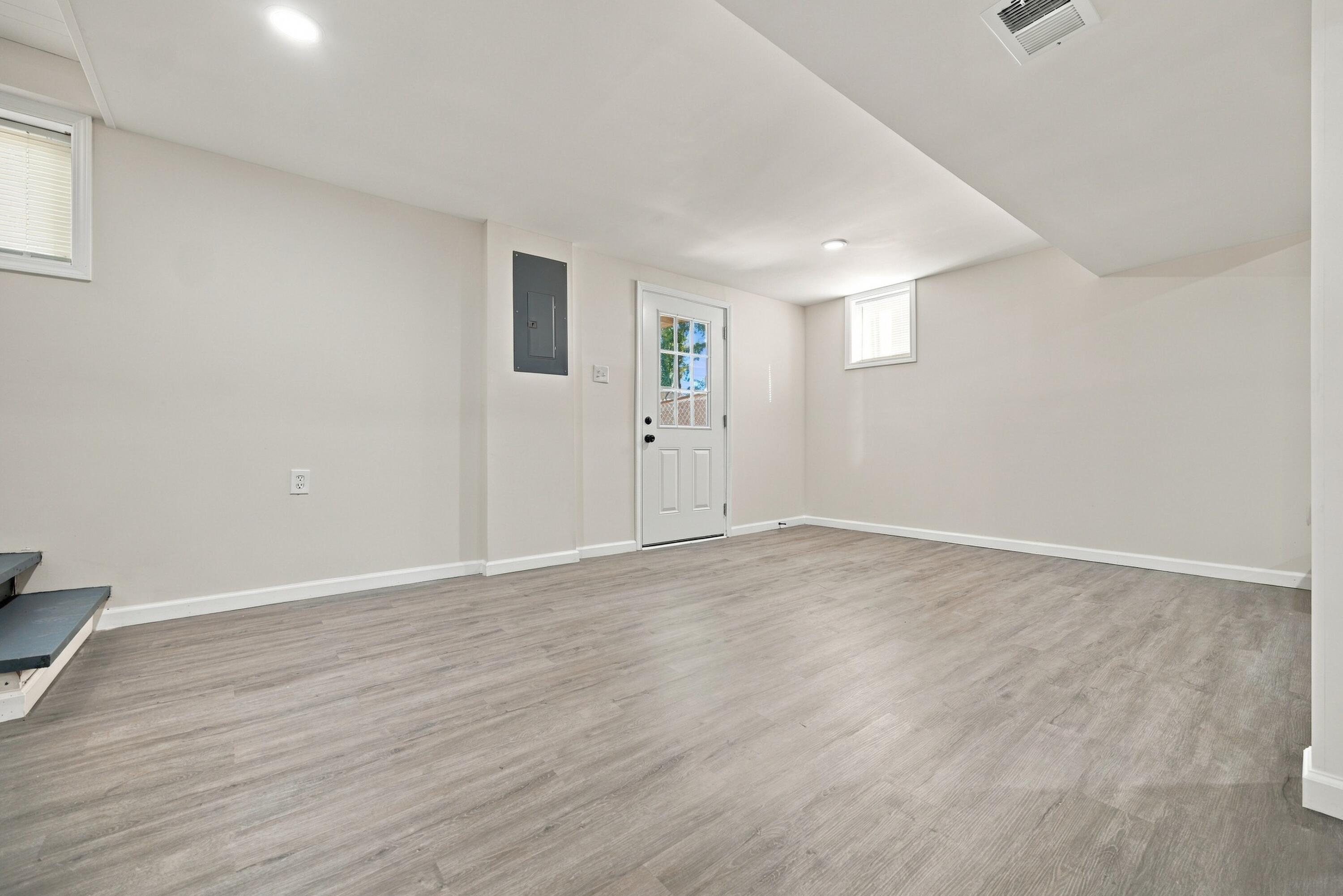 4028 Foxe Basin Road Property Photo 47