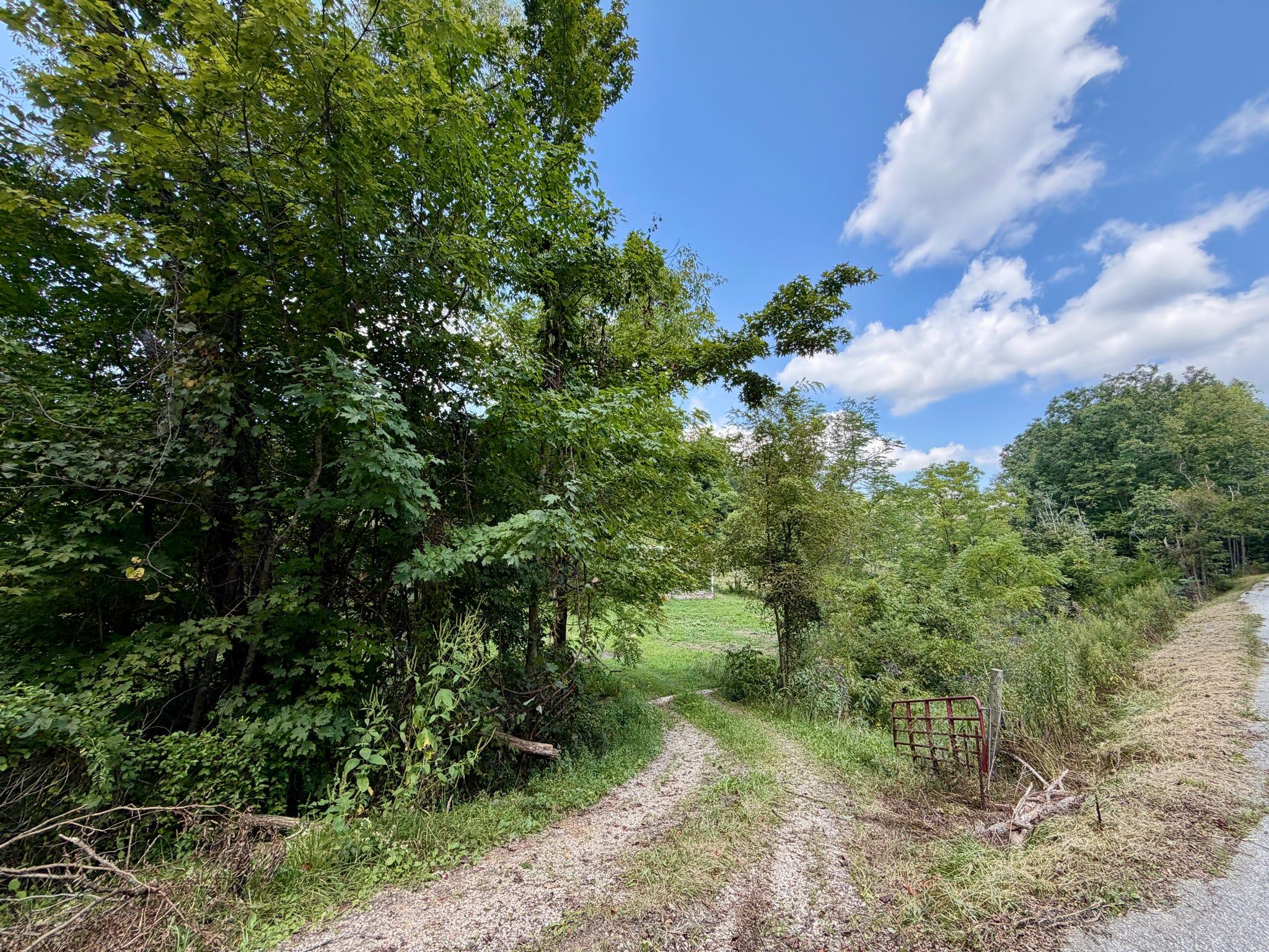 2514 Kellacey Road Property Photo 4