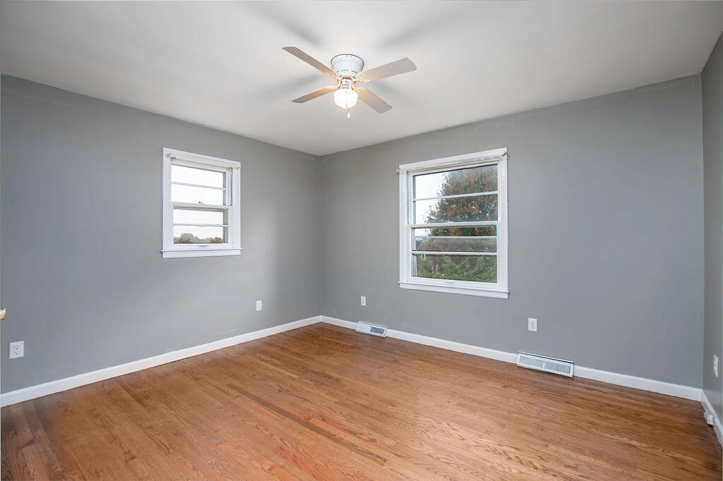 3044 Lynnwood Drive Property Photo 5