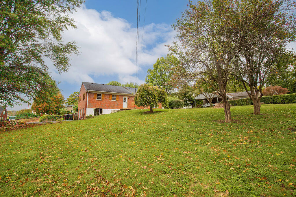 3044 Lynnwood Drive Property Photo 13