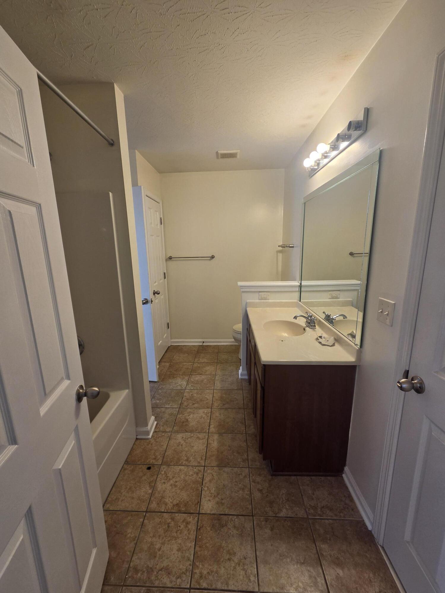 516 Lucille Drive Property Photo 8