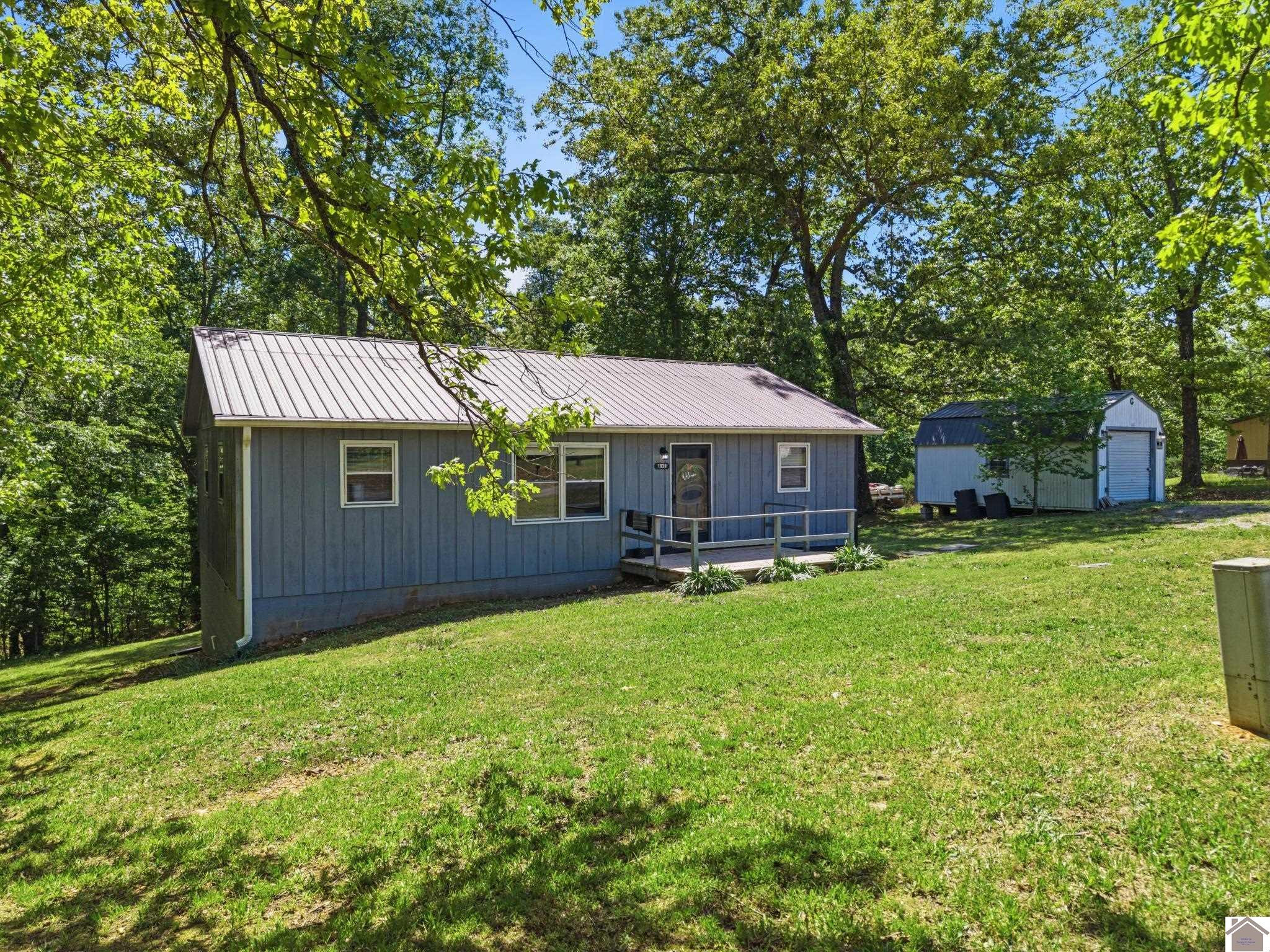 1939 Rockcastle Road Property Photo 1