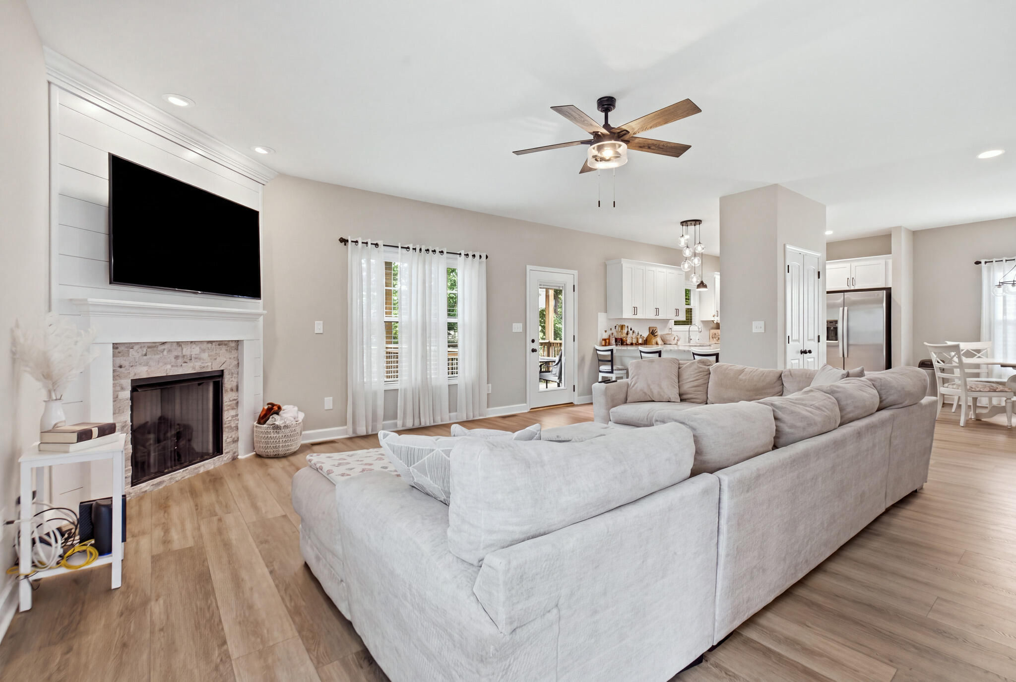 143 Peaceful Landing Property Photo 9