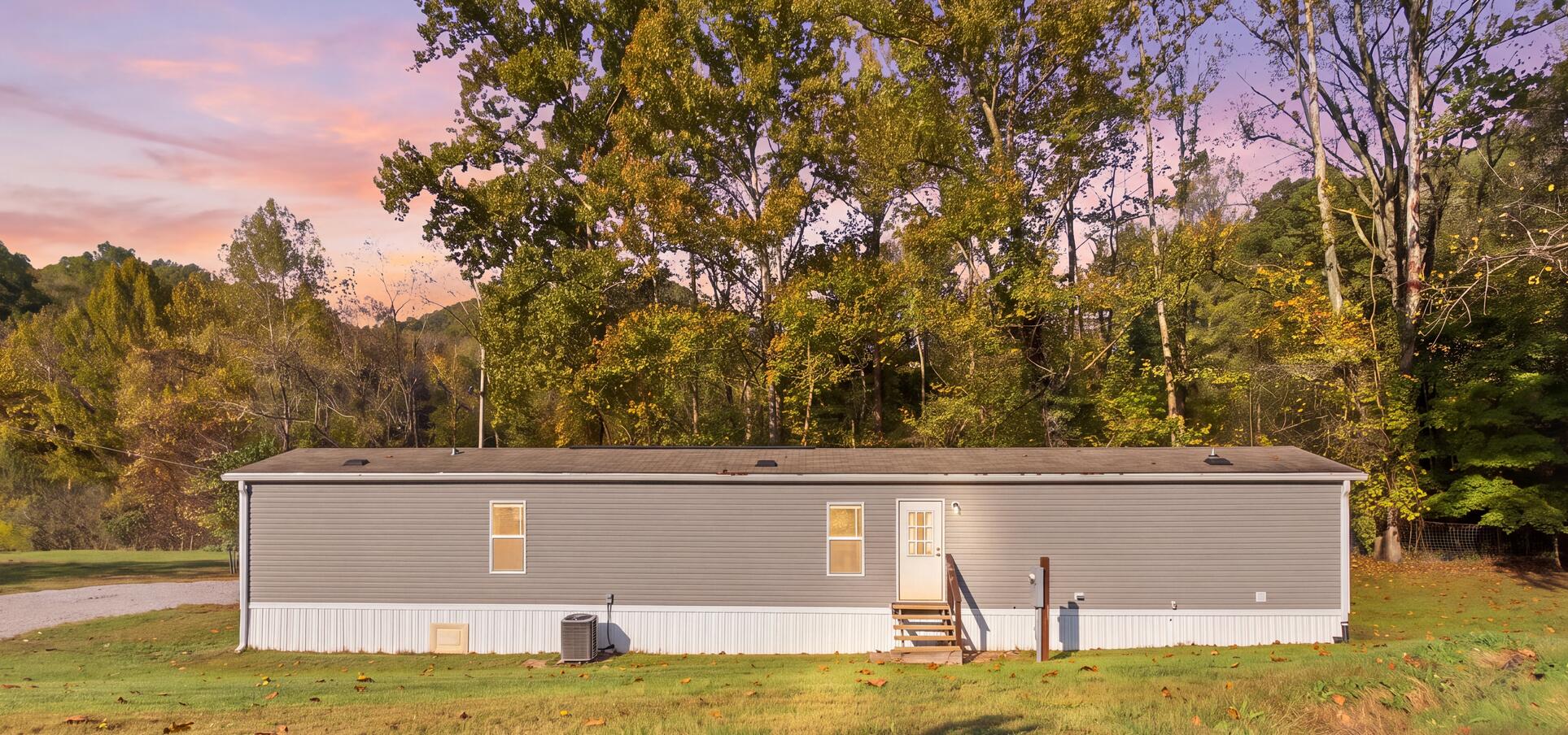 3081 White Oak Road Property Photo 1