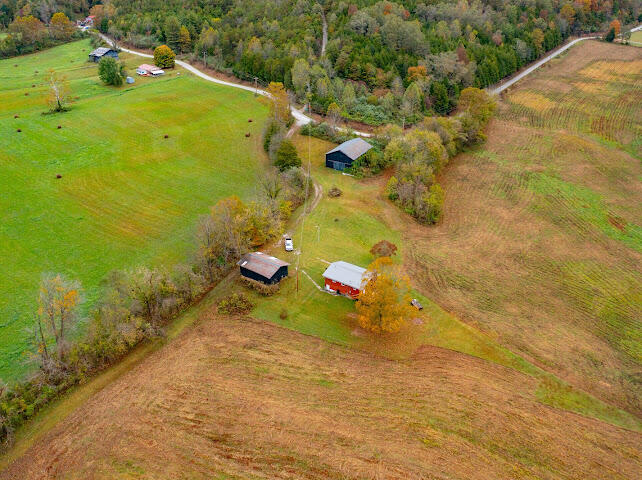 1633 Highland Road Property Photo 10