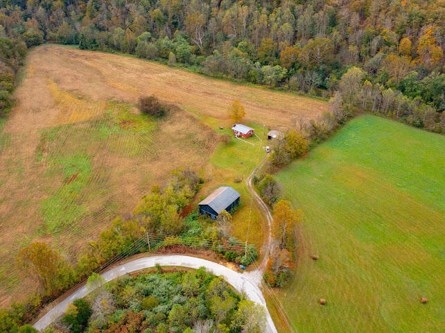 1633 Highland Road Property Photo 18