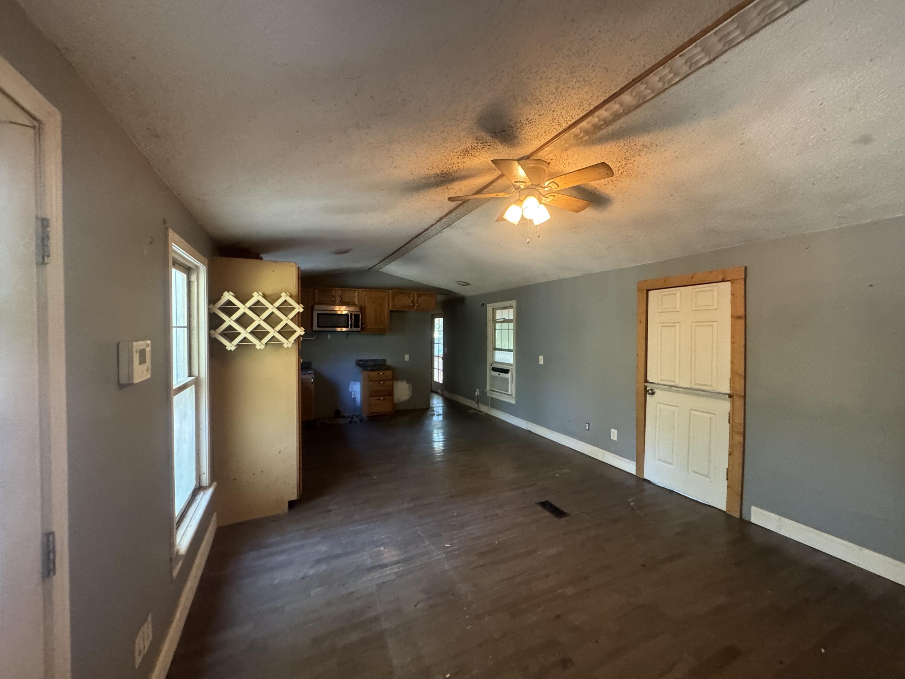 516 Gross Road Property Photo 2