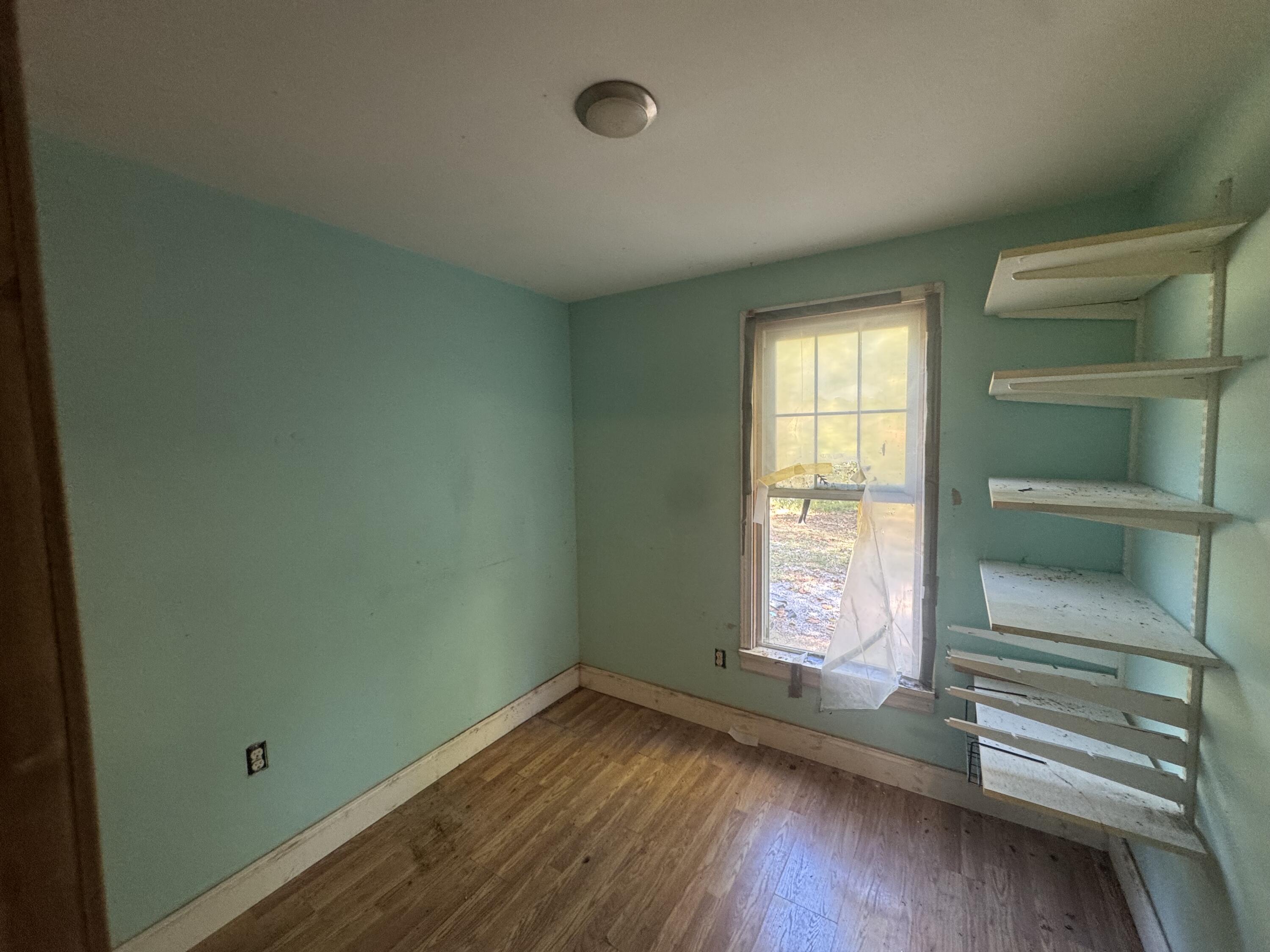 516 Gross Road Property Photo 6