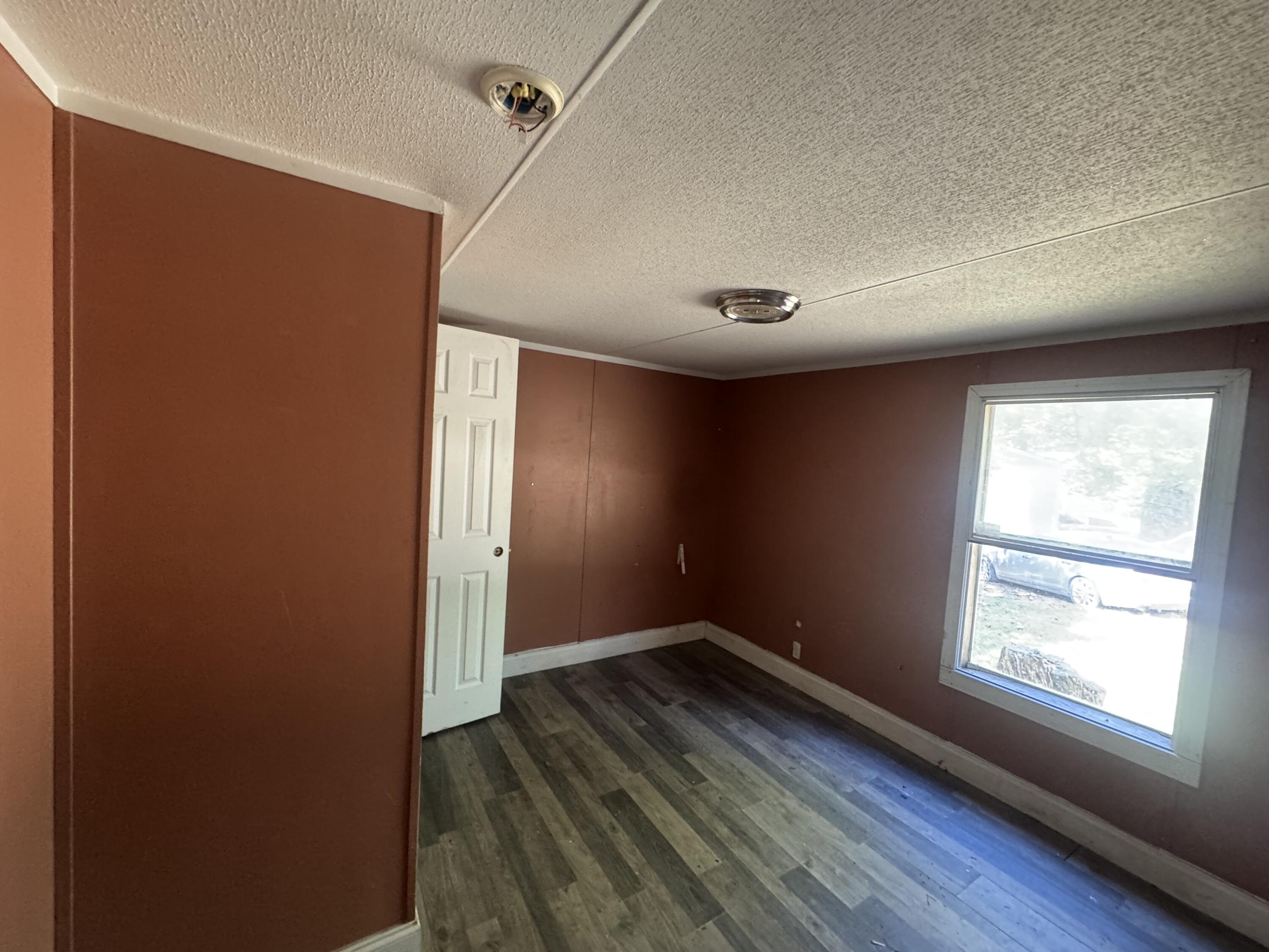 516 Gross Road Property Photo 16