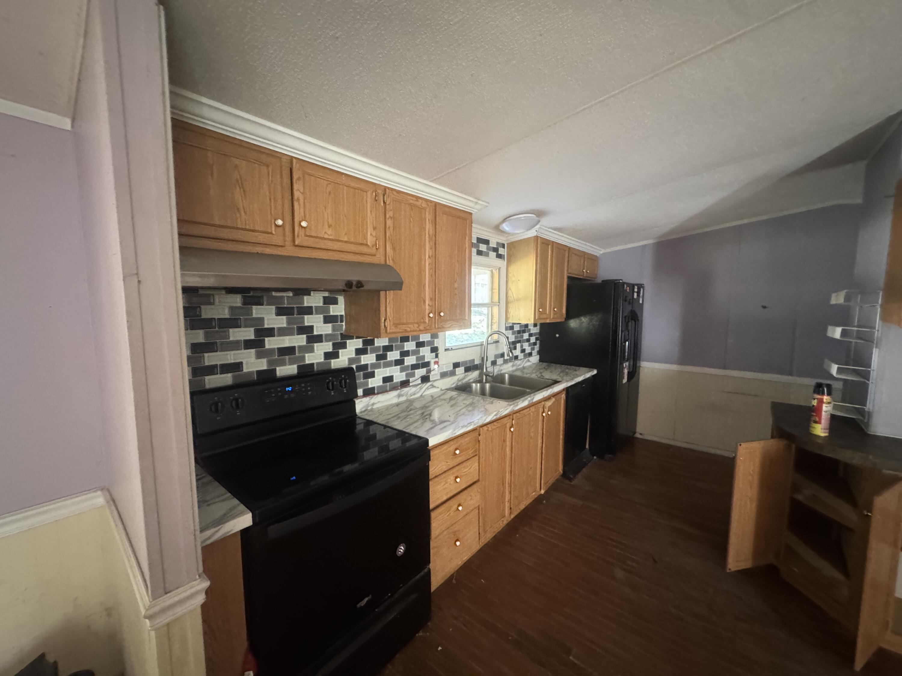 516 Gross Road Property Photo 18