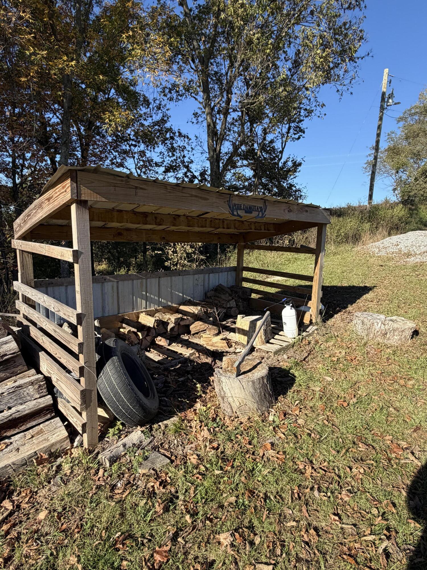 600 Watkins Lane Property Photo 10