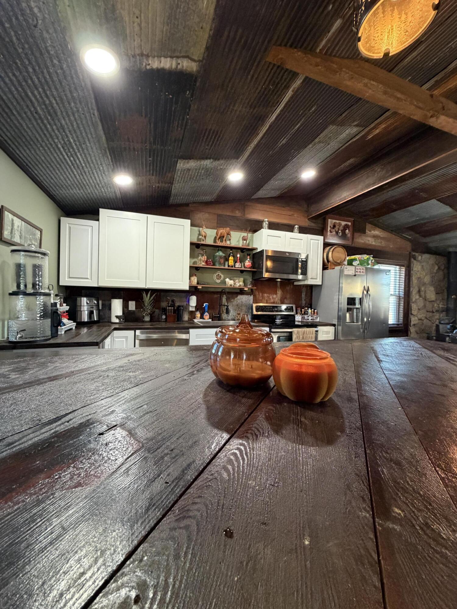 600 Watkins Lane Property Photo 11