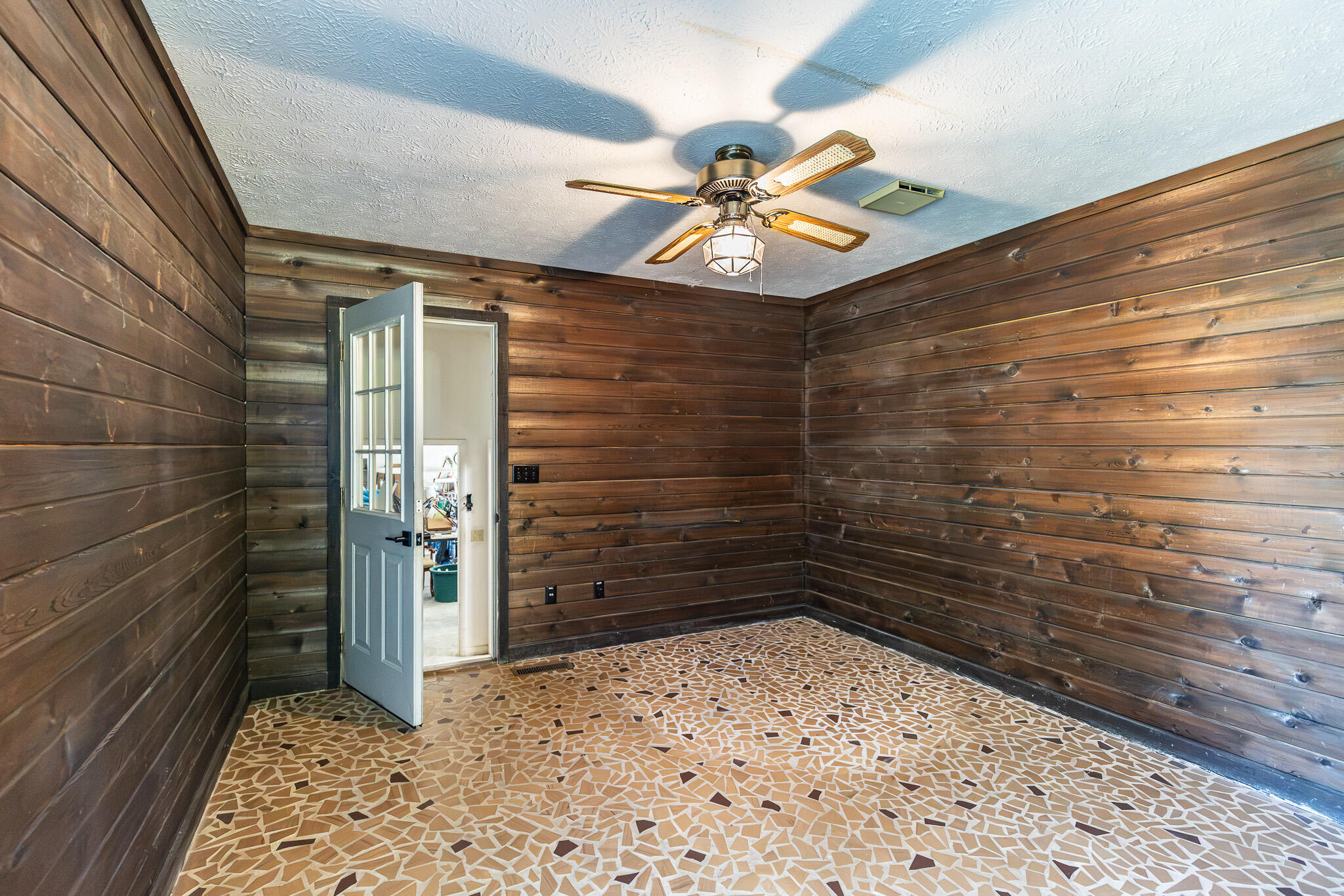 619 Hemlock Street Property Photo 24