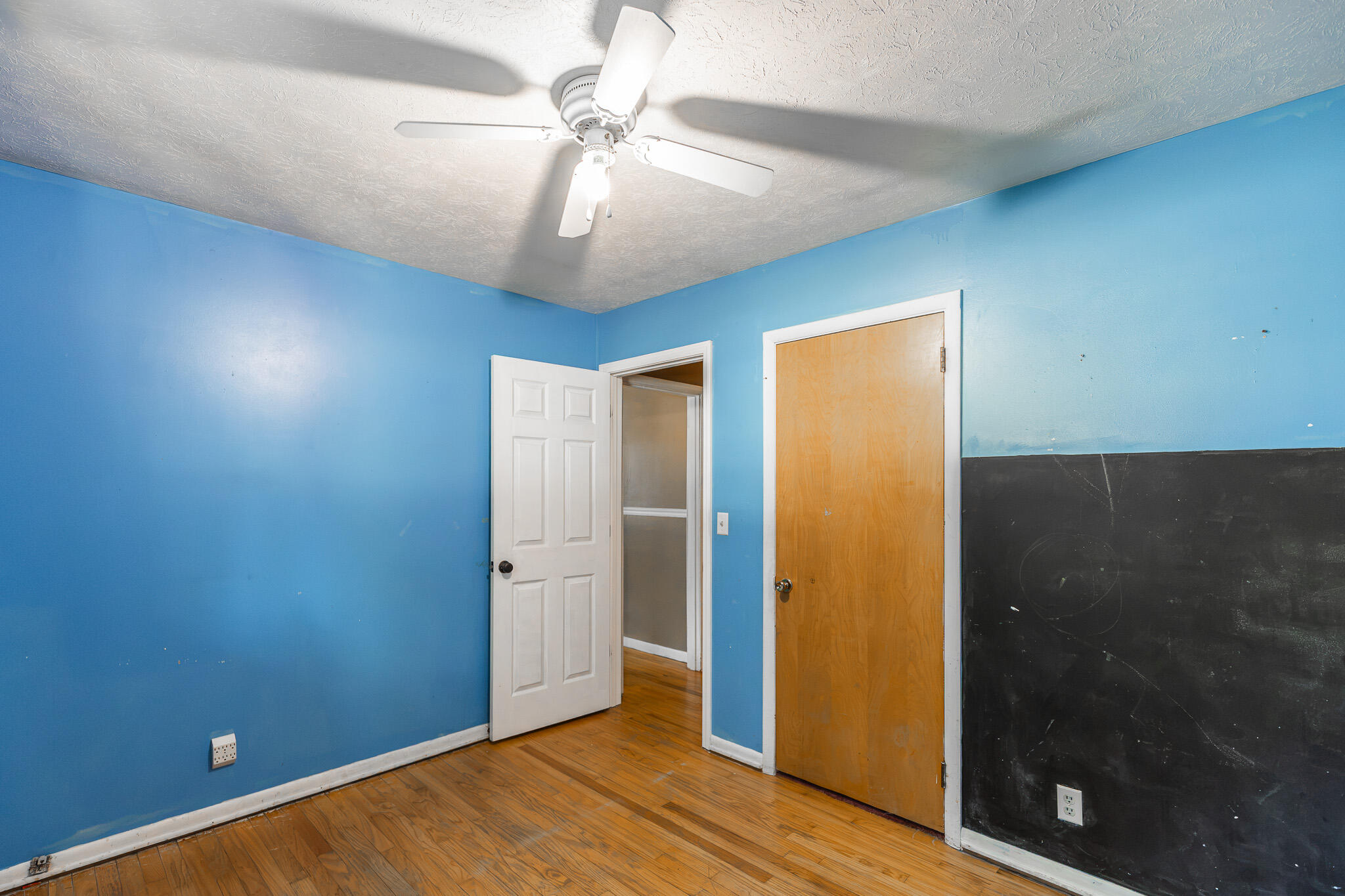 619 Hemlock Street Property Photo 28