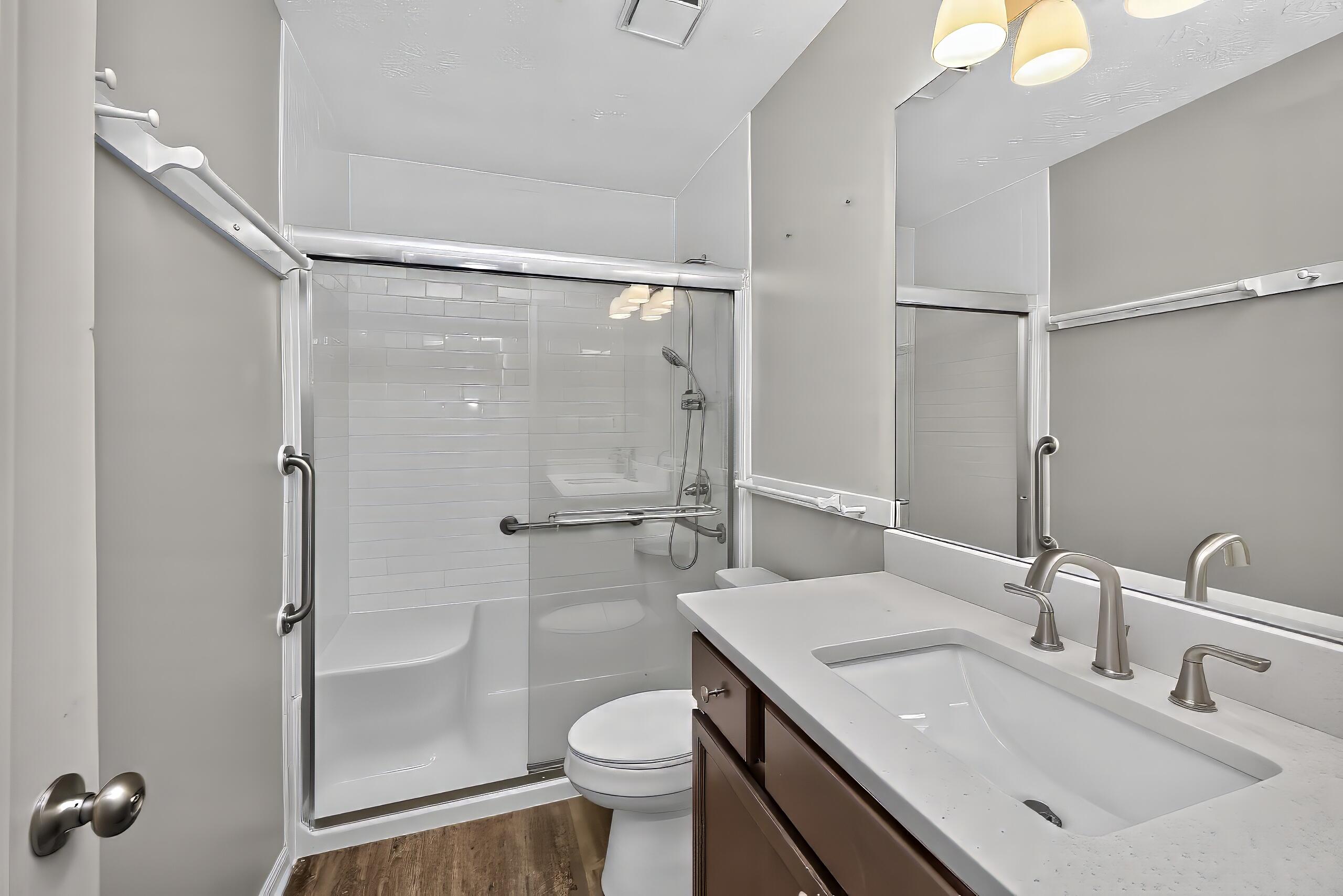 1641 Crossen Way Property Photo 18
