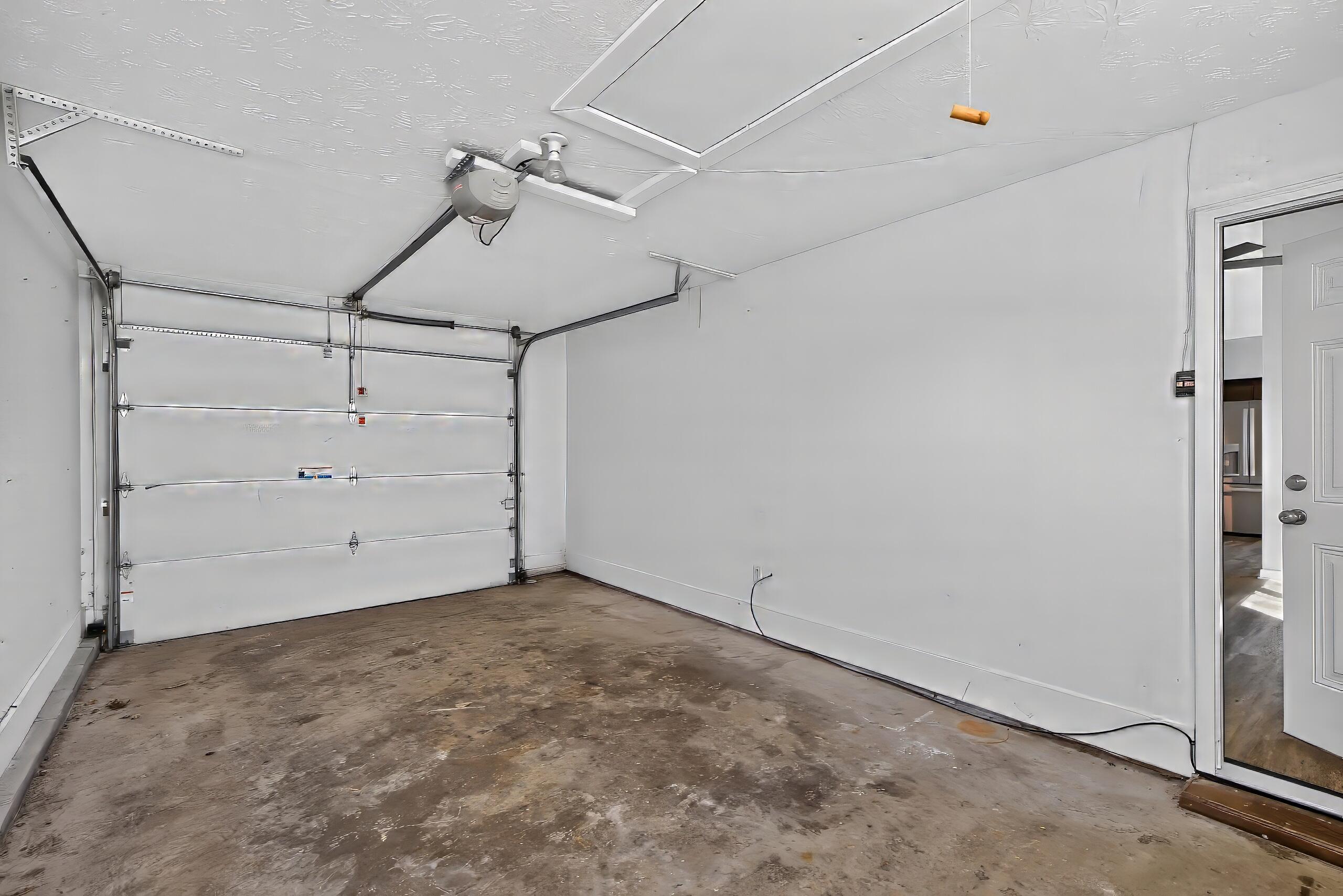 1641 Crossen Way Property Photo 20