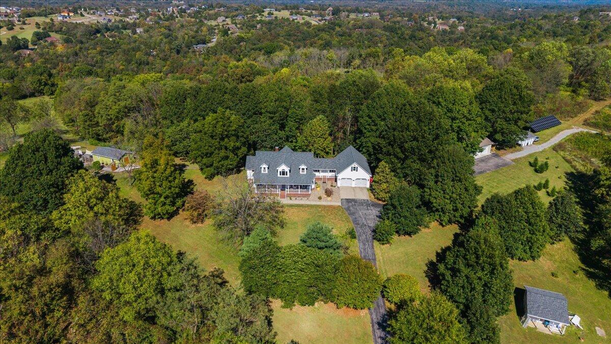 744 River Hill Drive Property Photo 4