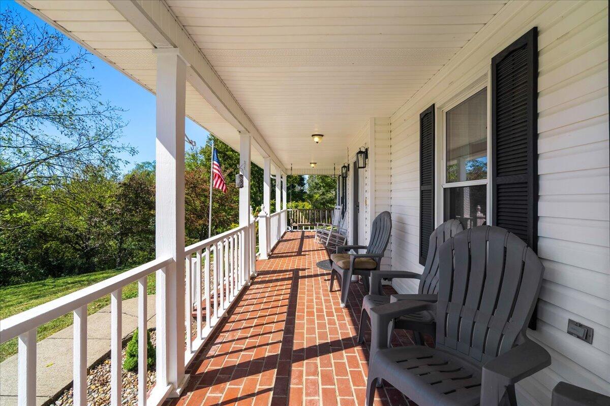 744 River Hill Drive Property Photo 35