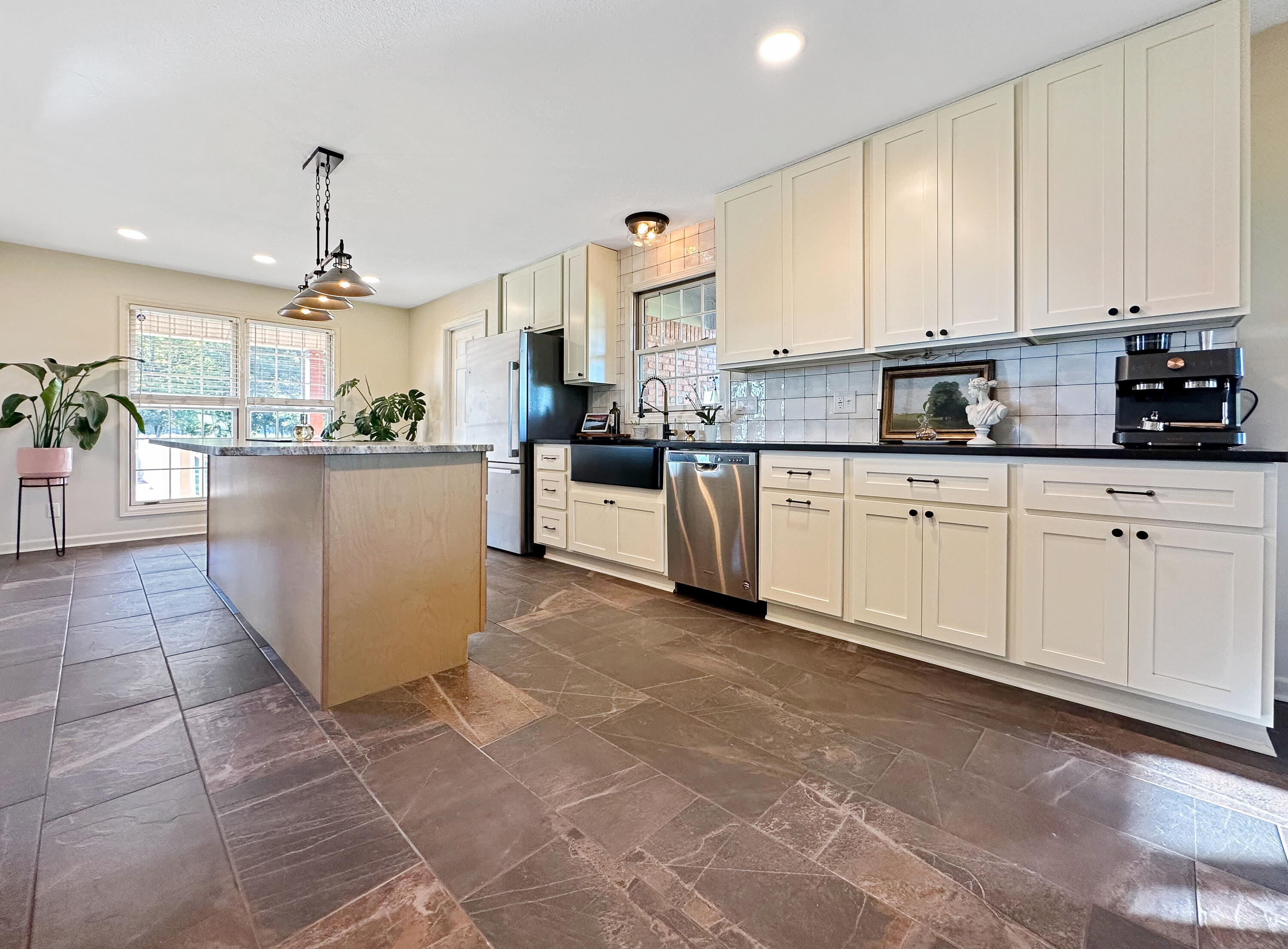 3873 Van Cleave Road Property Photo 15