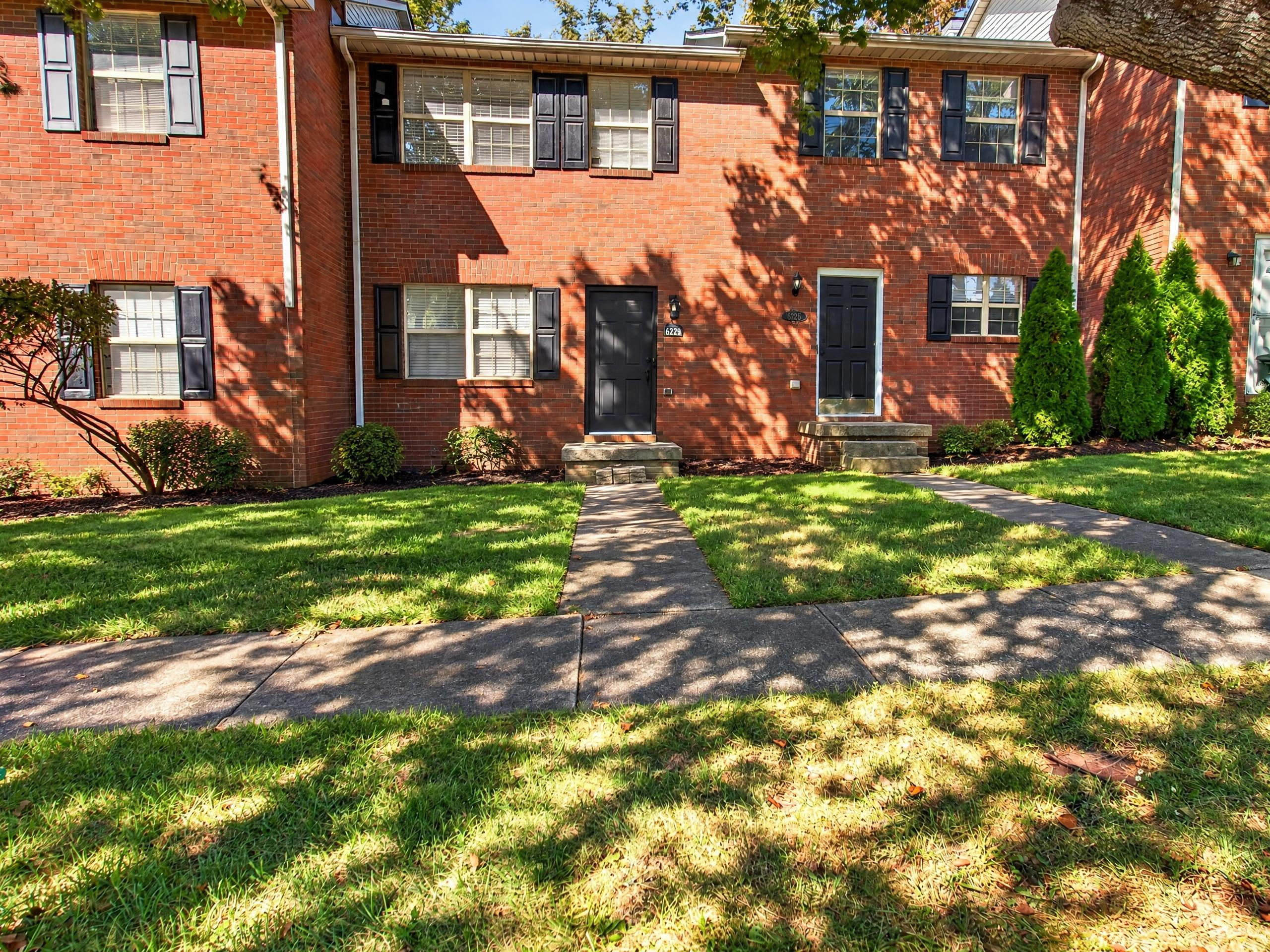3627 Keystone Court Property Photo 1