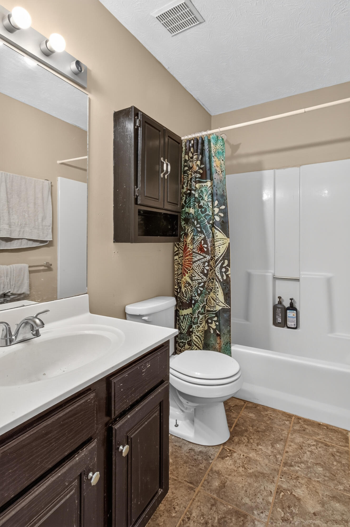 3627 Keystone Court Property Photo 24