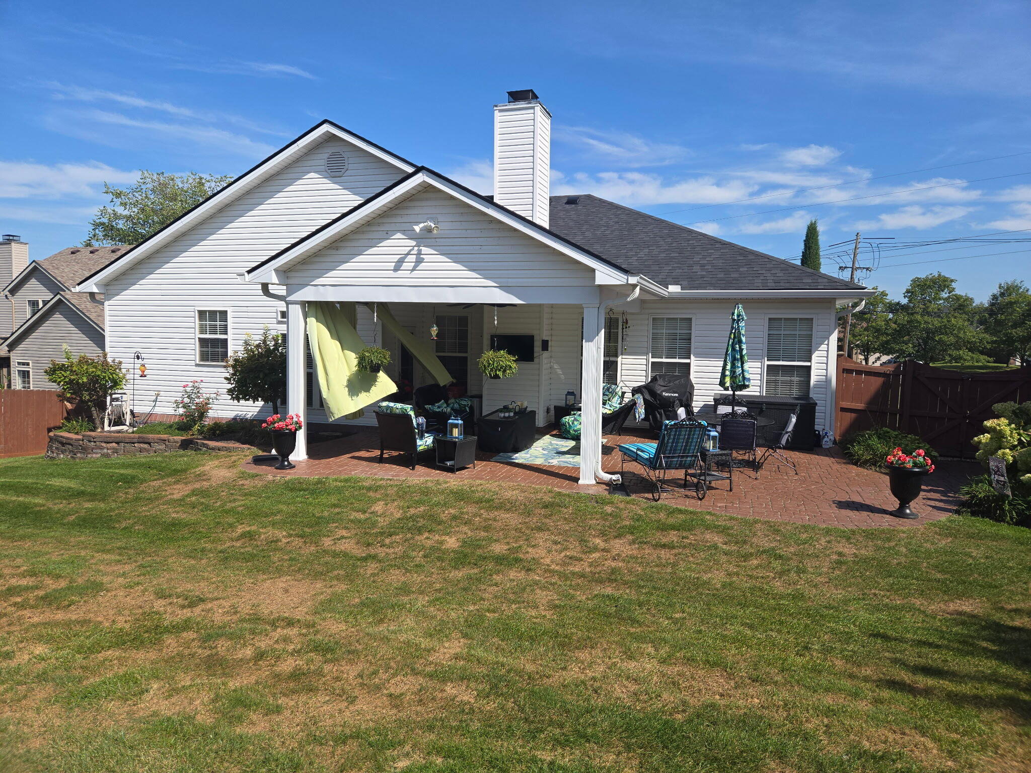 404 Southpoint Drive Property Photo 48