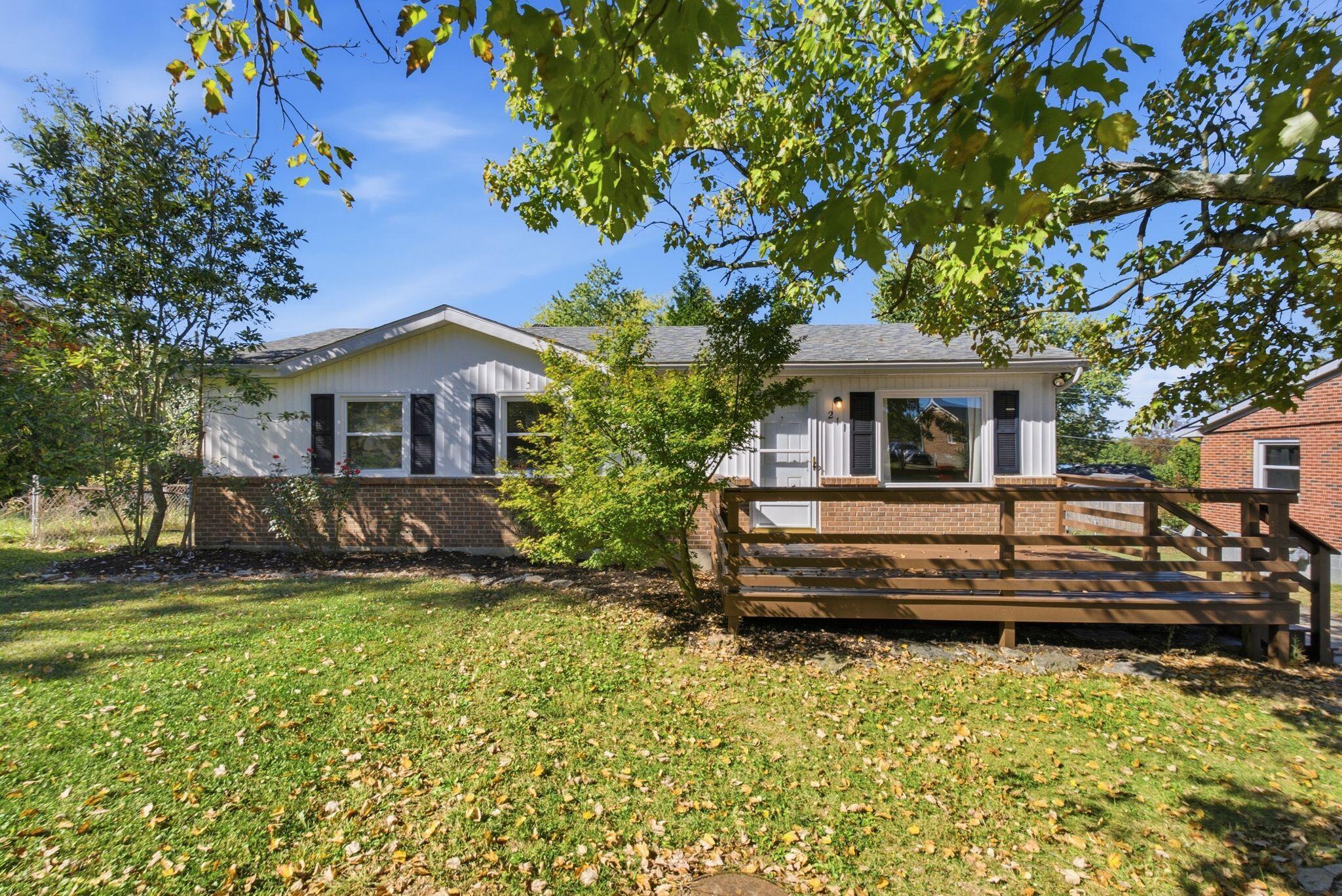 211 Brookfield Drive Property Photo 1