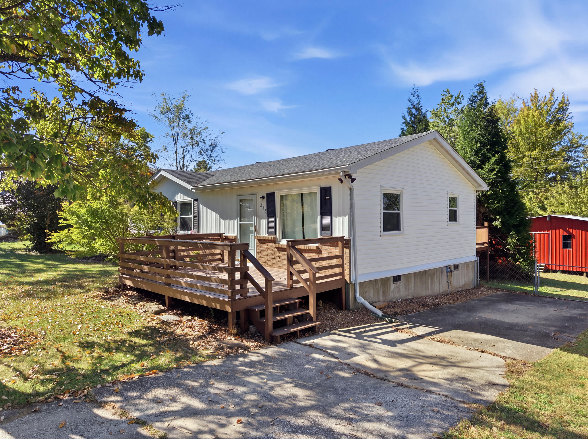 211 Brookfield Drive Property Photo 2