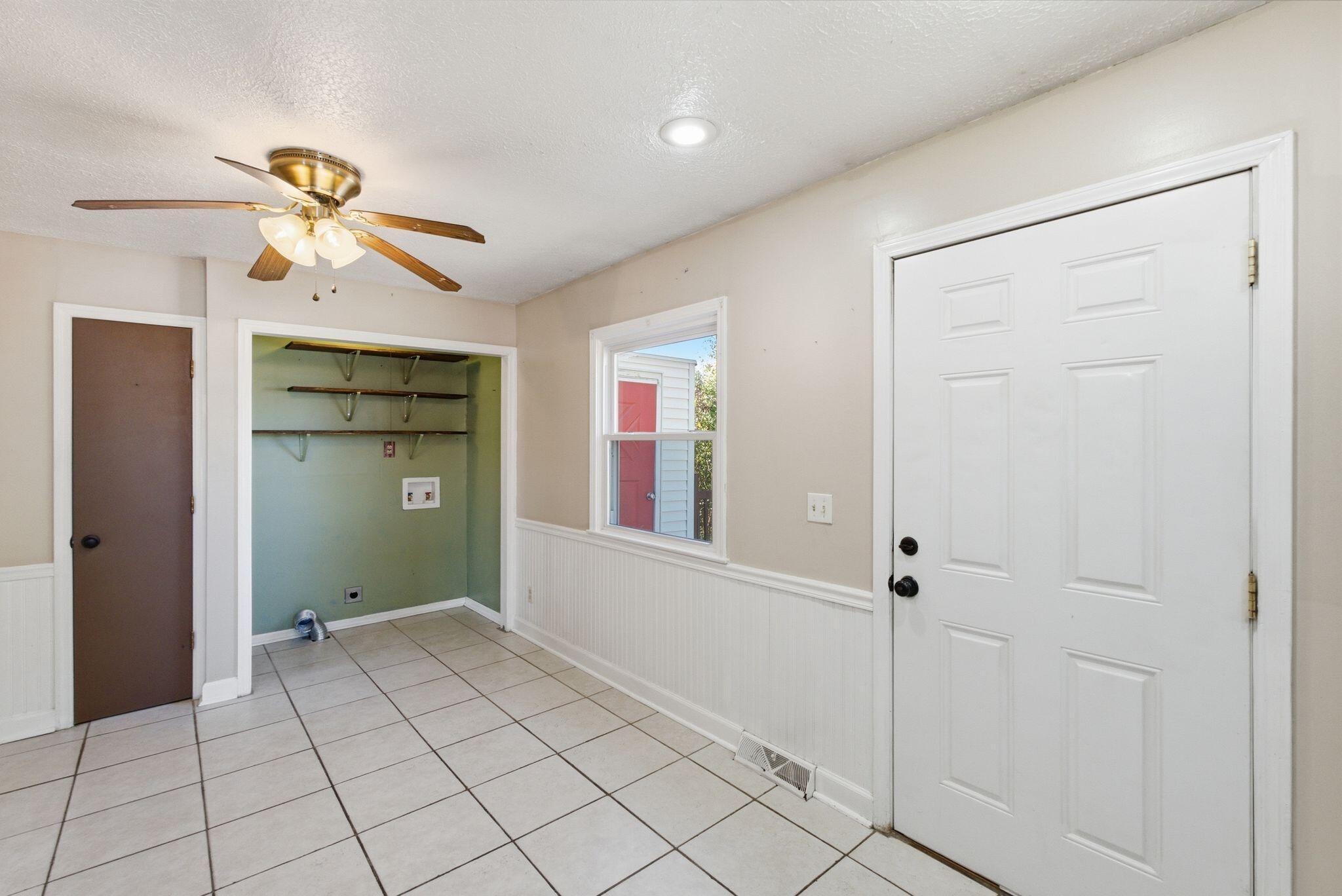 211 Brookfield Drive Property Photo 11